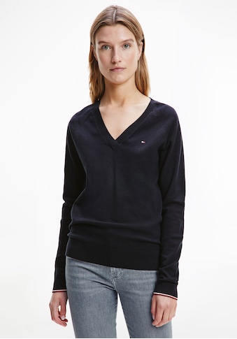 Tommy Hilfiger V-Ausschnitt-Pullover »V-Nk Sweater«, mit aufgesticktem Tommy Hilfiger... kaufen