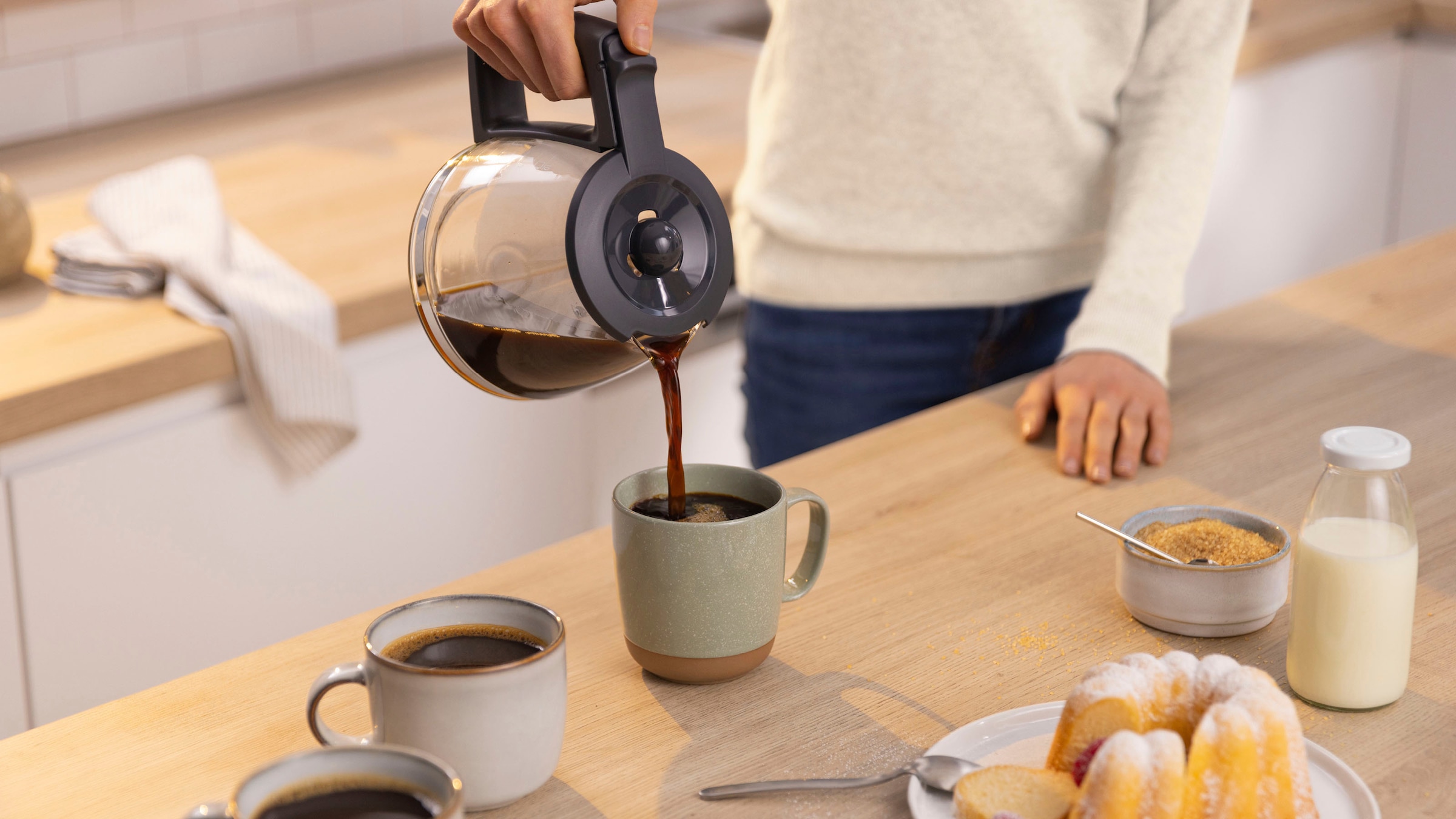 BOSCH Filterkaffeemaschine »MyMoment TKA2M114«, 1,25 l Kaffeekanne, Papierfilter, 1x4, für 10-15 Tassen, Glaskanne, 40min Warmhaltefunktion, 1200 W