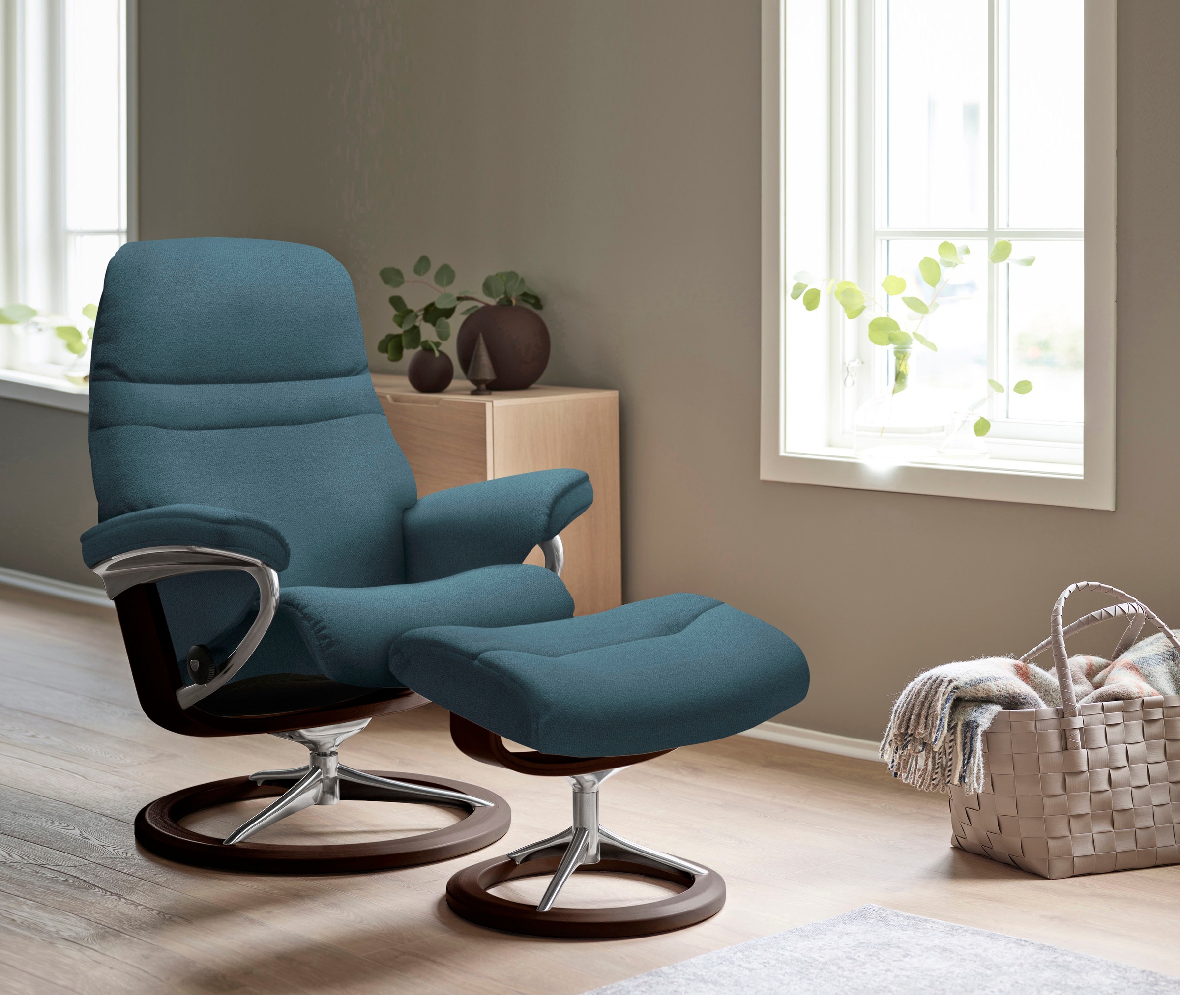 Stressless® Relaxsessel »Sunrise«, (Set, Relaxsessel mit Hocker), mit Signature Base, Größe S, Gestell Braun