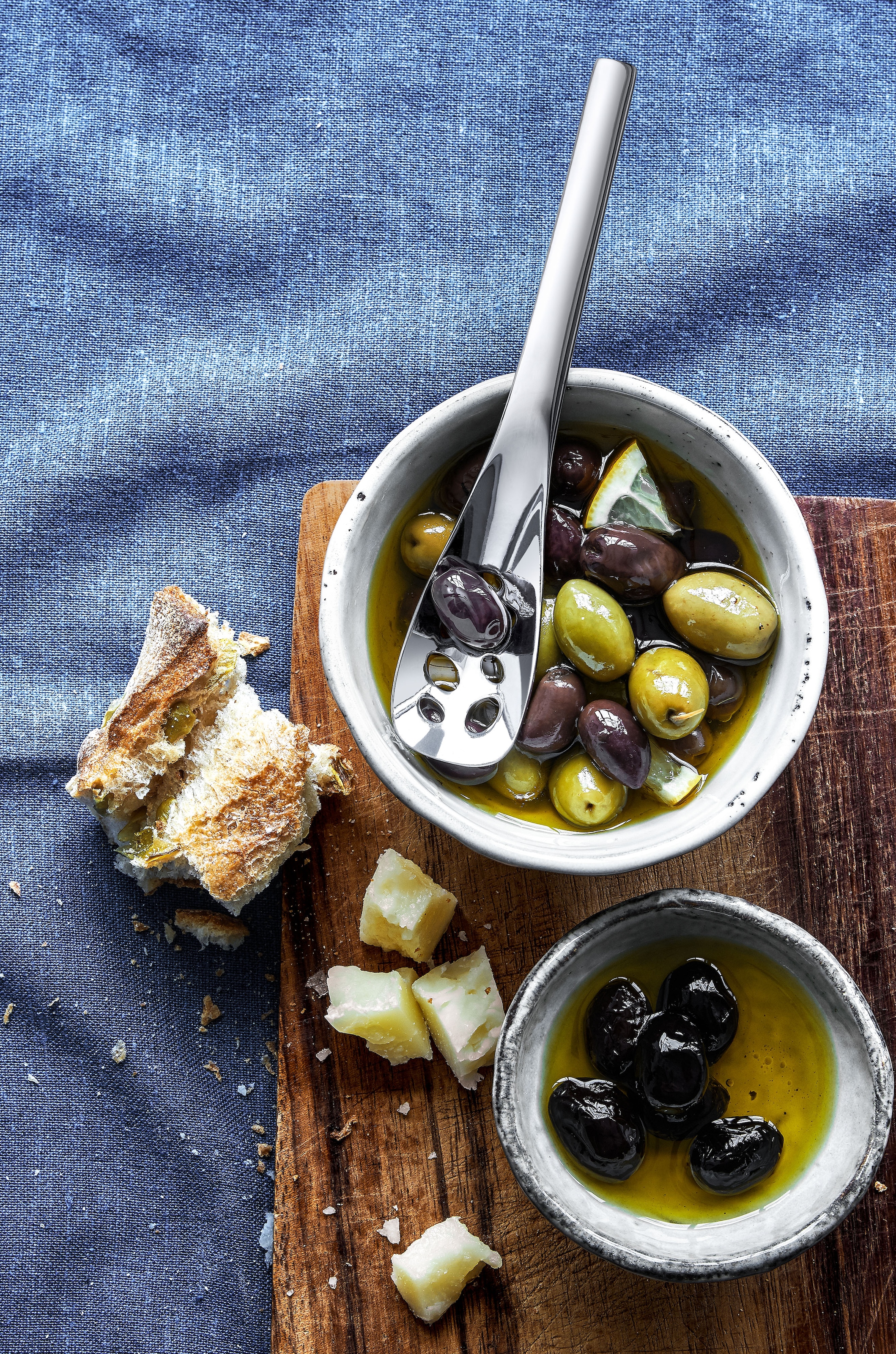 WMF Servierlöffel »Nuova« perforiert, klein, 16 cm, Abtropfschlitze, Cromargan Edelstahl