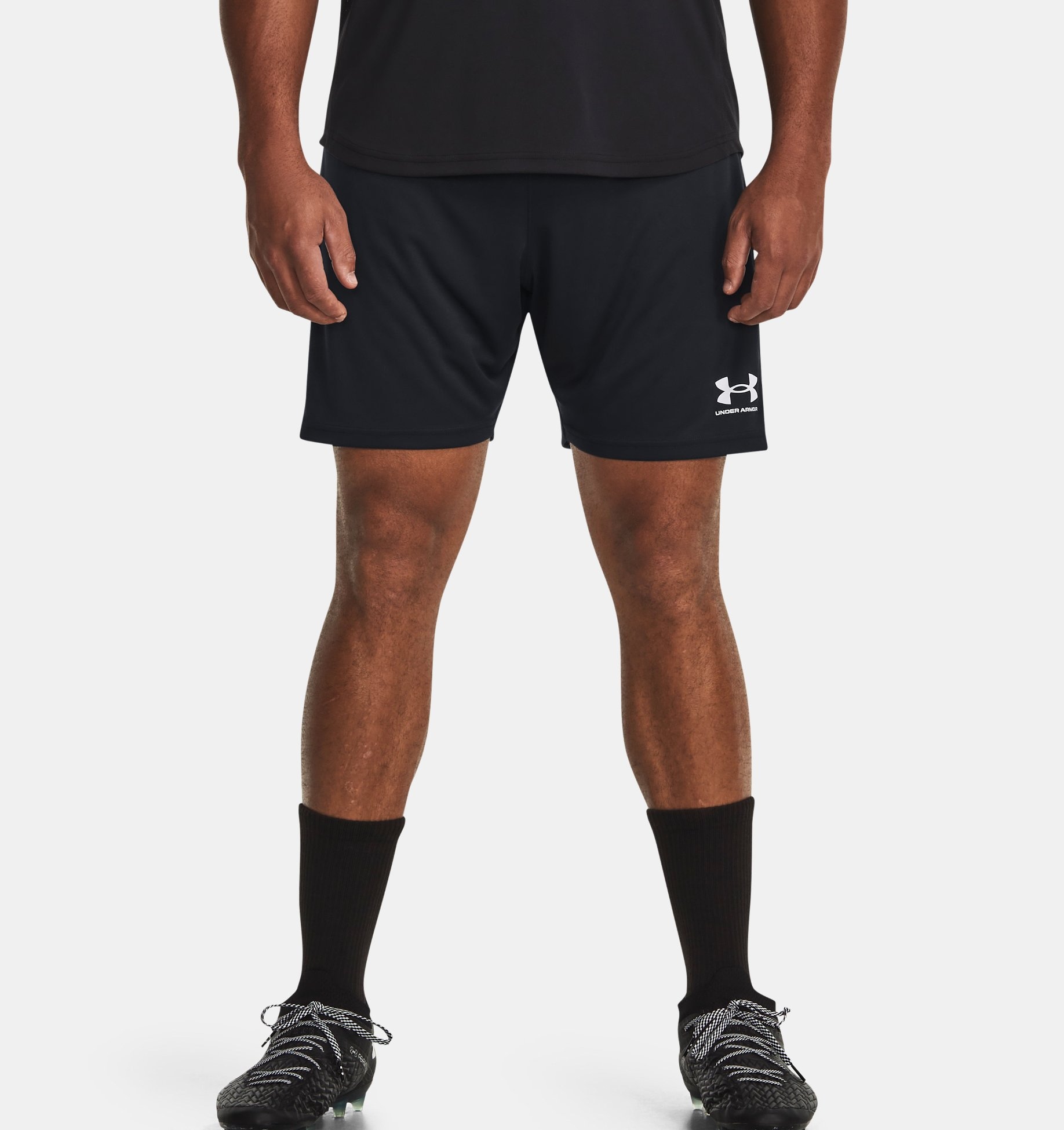 Under Armour® Shorts »UA M CHALLENGER TRAIN SHORT«