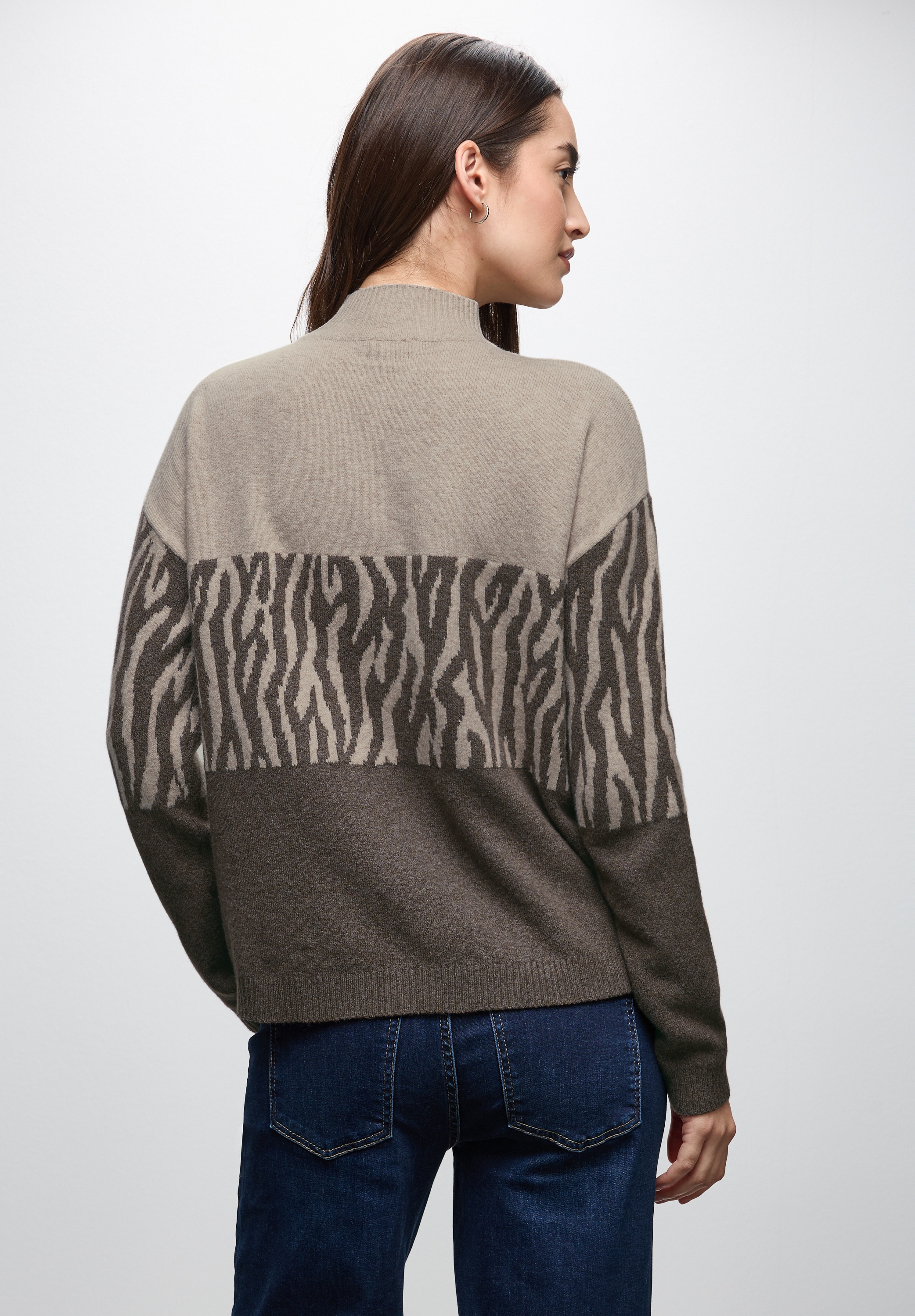 STREET ONE Rundhalspullover, mit Animal-Print und Colorblocking