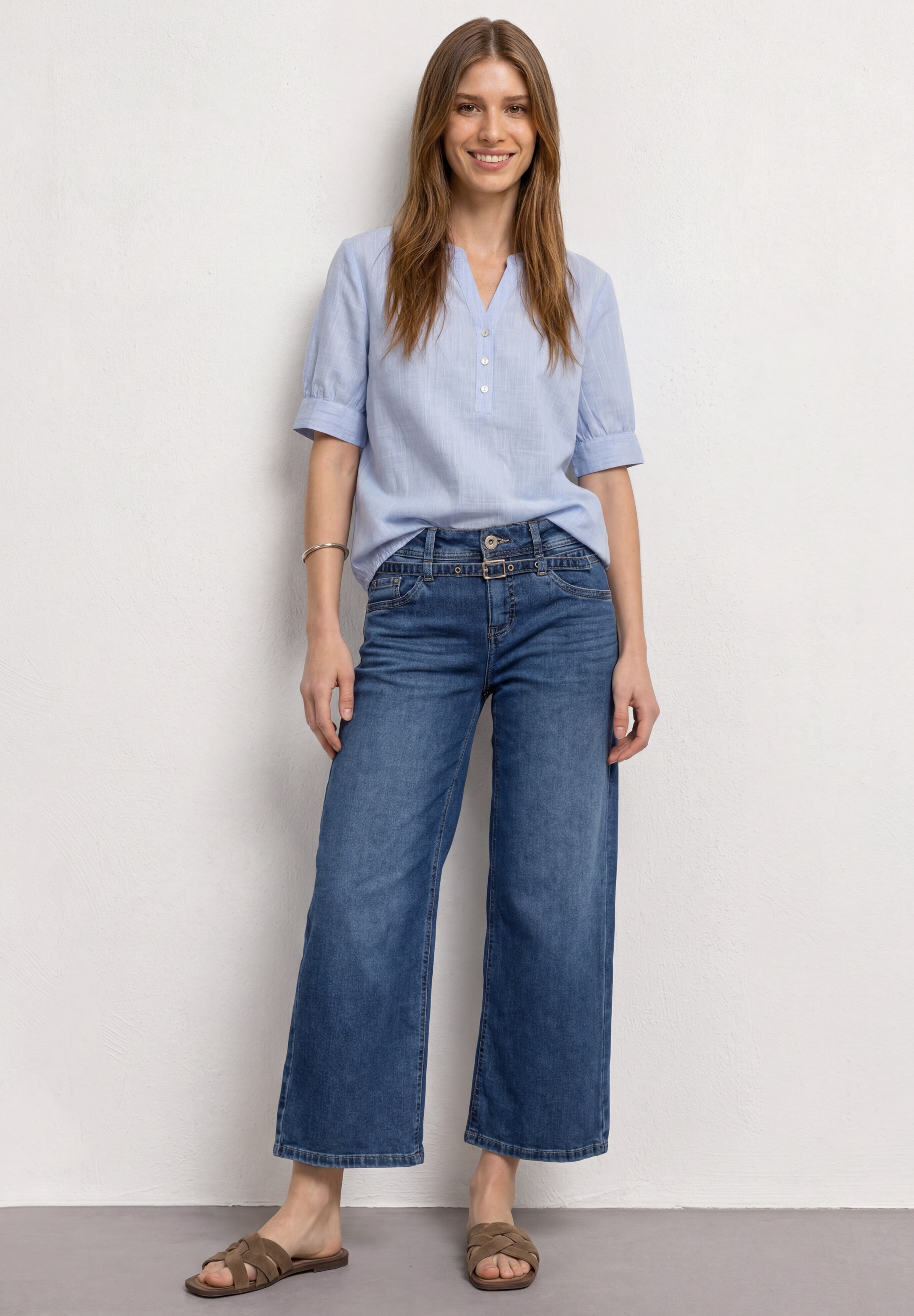 STREET ONE Kurzarmbluse Chambray Bluse mit Splitneck und Elastiksaum