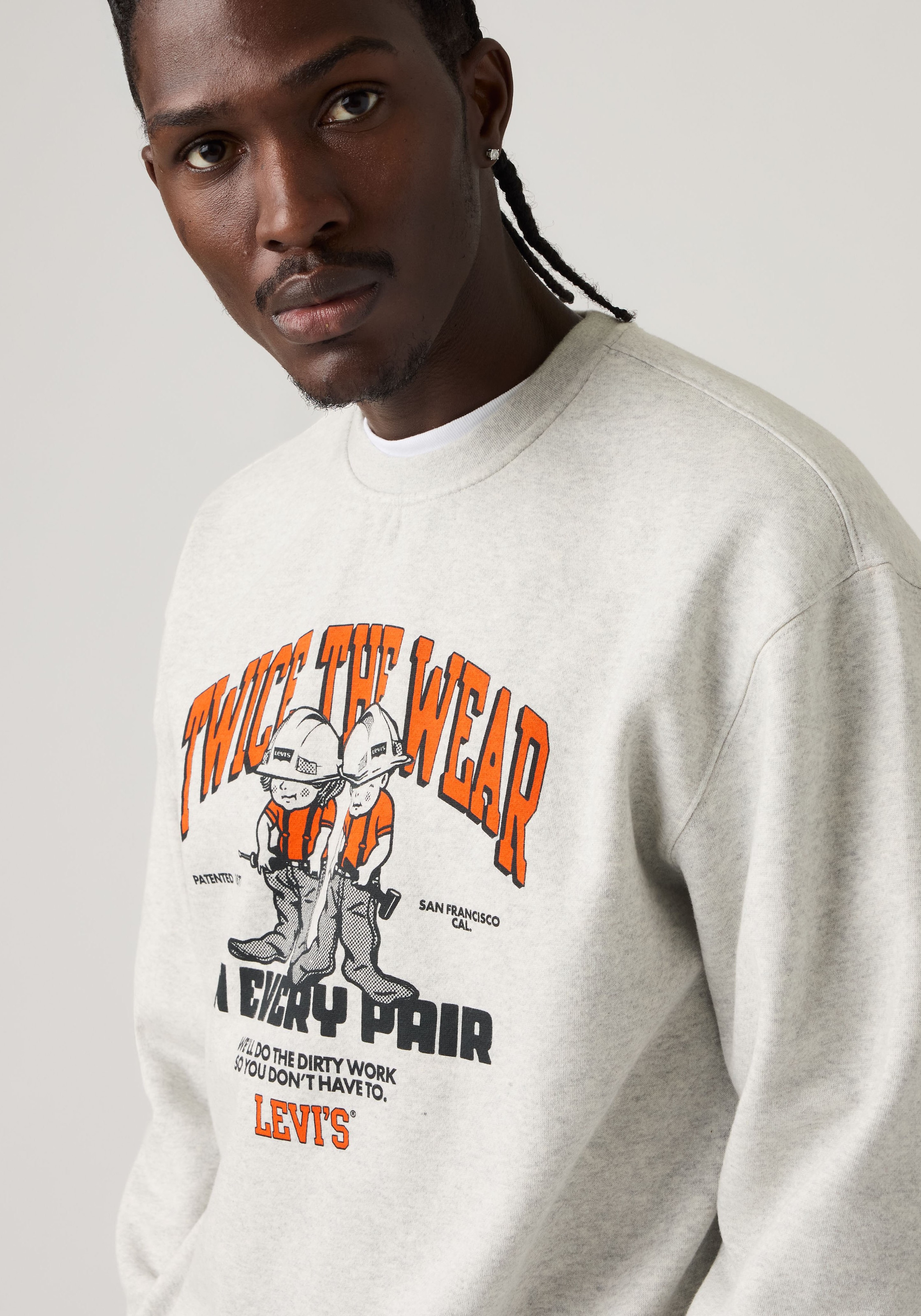 Levi's® Sweatshirt »RELAXD GRAPHIC CREW«, Ärmelabschluss und Saum mit angesetzten elastischen Bündchen
