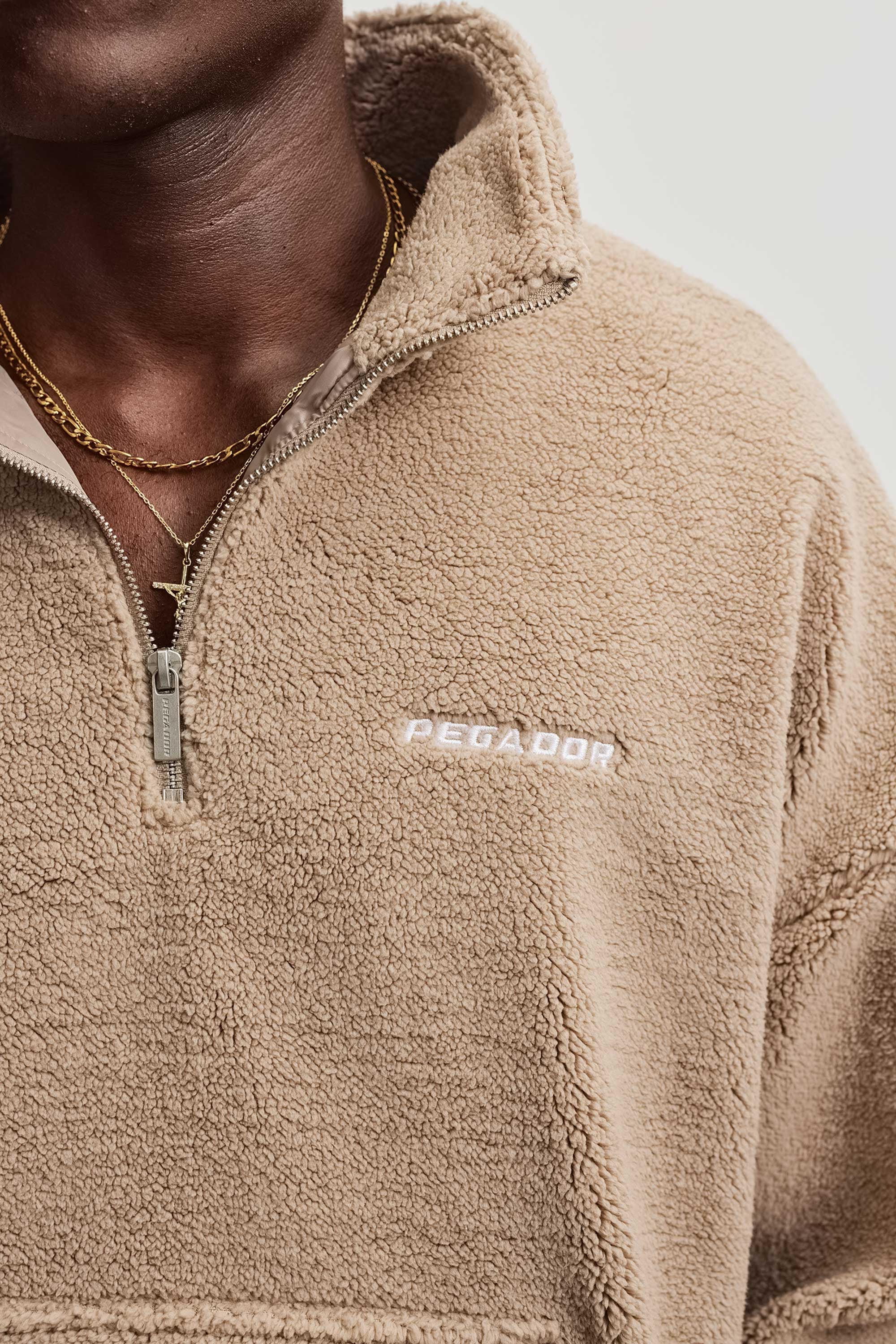 PEGADOR Sweatshirt »Puka Teddy Half Zip Sweater«, Kunstfaser, regular fit
