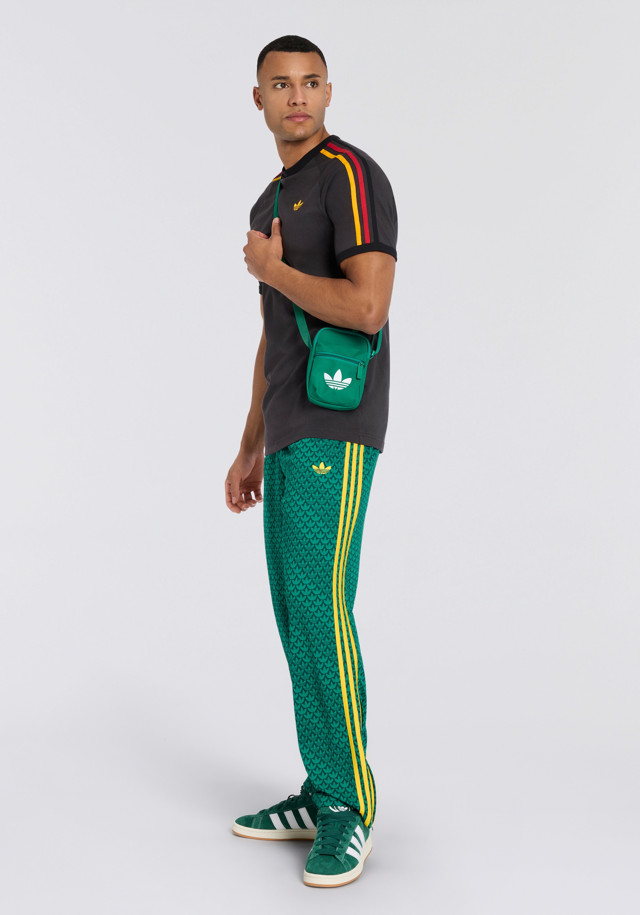 adidas Originals Sporttasche »ADICOLOR CLASSIC FESTIVAL« aus Polyester, kompakte Größe