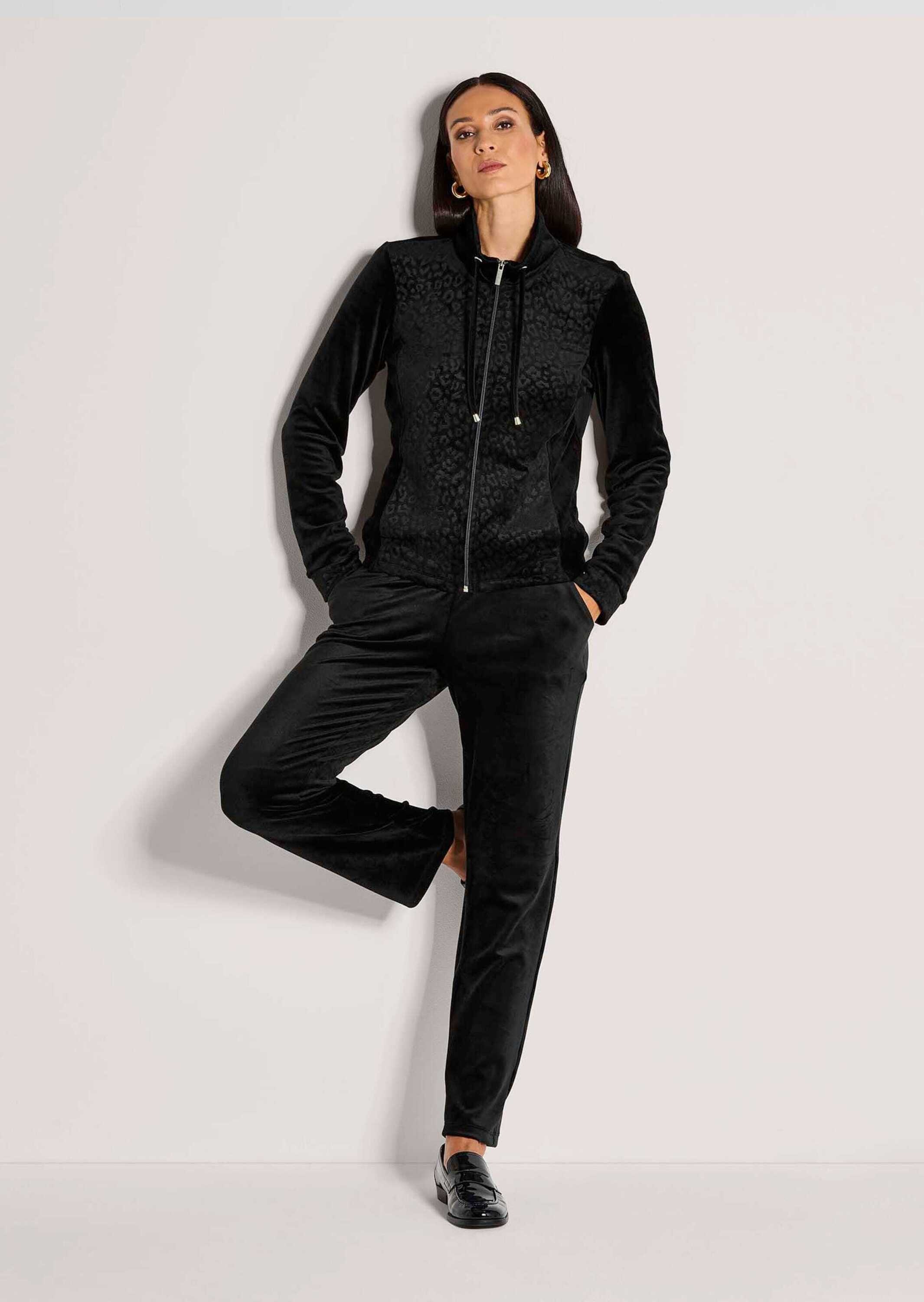 MADELEINE Kurzjacke »Sweatjacke Flauschige Nickijacke mit Reißverschluss«