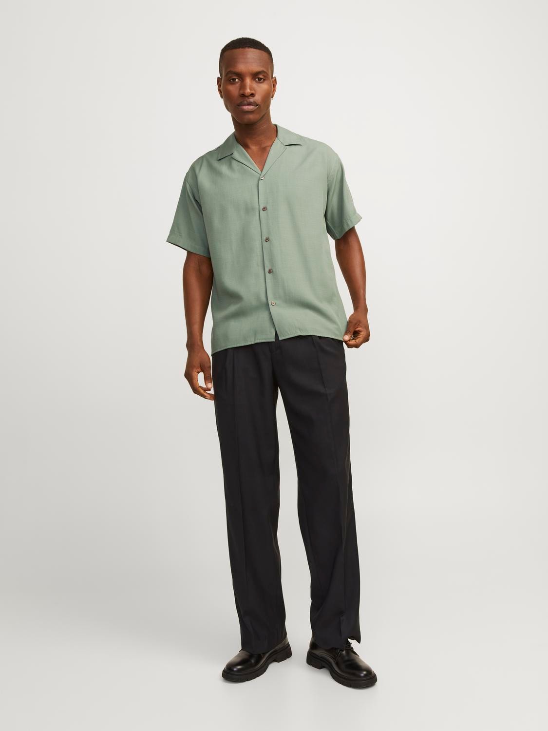 Jack & Jones Kurzarmhemd »JPRCCAARON TENCEL RESORT SHIRT S/S LN«