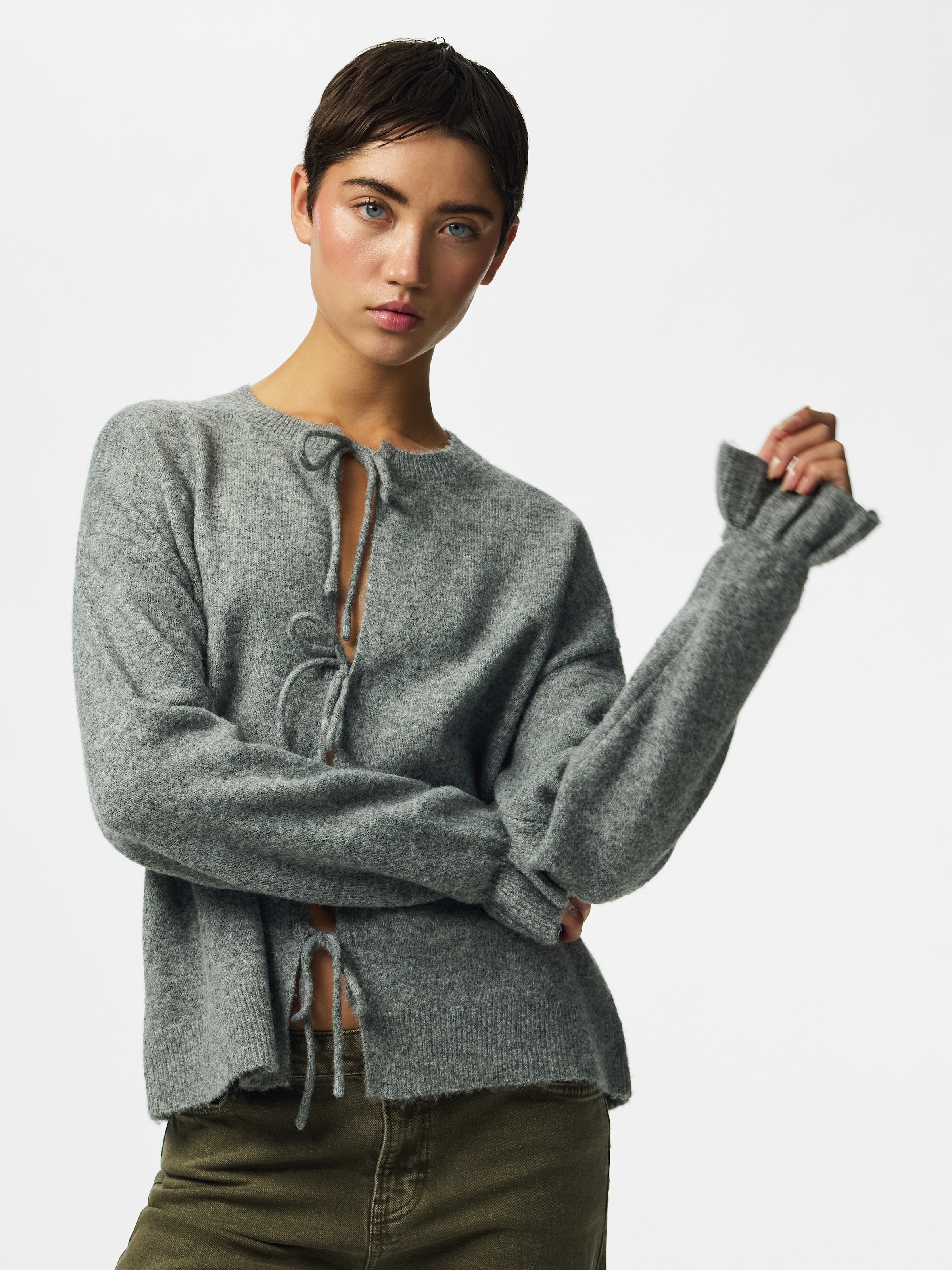pieces Strickjacke »PCSALLY REV FRILL CARDIGAN KNIT NOOS BC« Materialmix