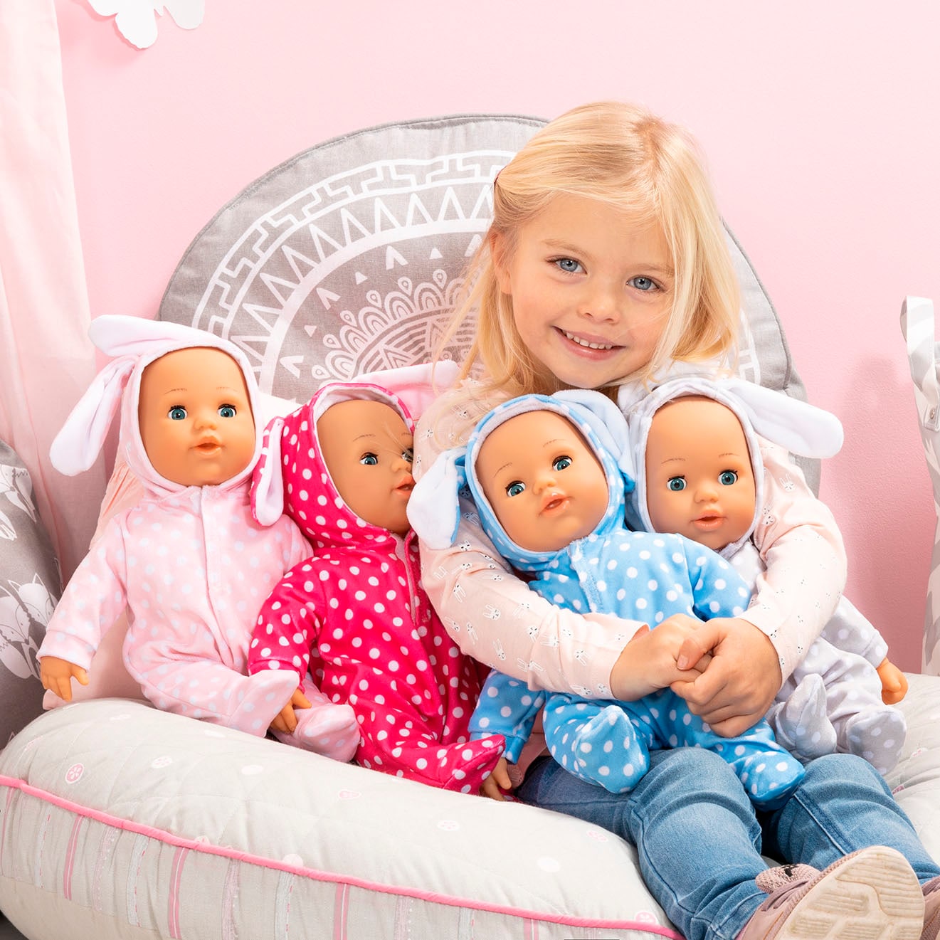 Bayer Babypuppe »Anna First Words Baby, 38 cm grau«, (3 tlg.), mit Schlafaugen und Babygeräuschen