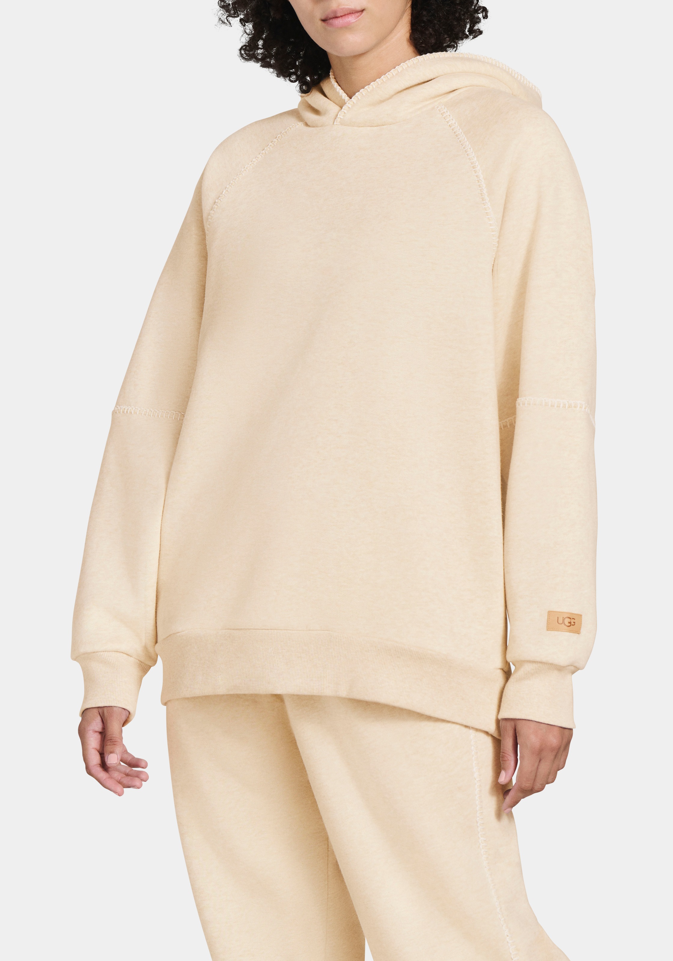 UGG Kapuzensweatshirt »Classic Hoodie«, mit kontrastfarbigen Nähten