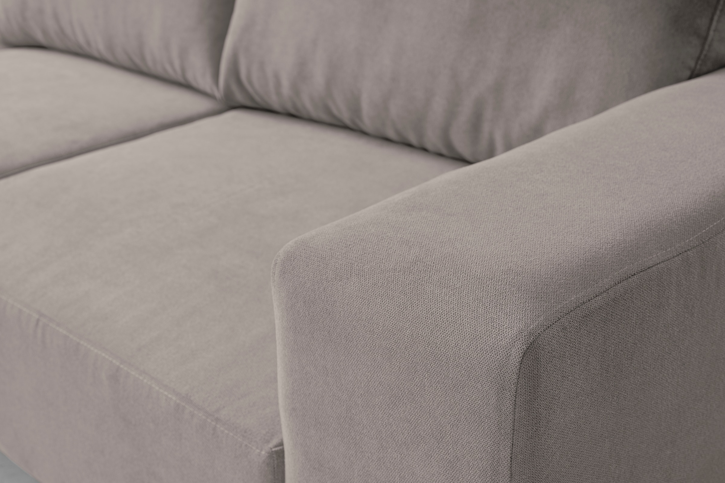 WERK2 Ecksofa »Fortuna modern und elegant, bequem, Breite 294cm, bodenfrei, L-Form« Moderne, elegante Polsterecke, Komfortpolsterung und losen Kissen.