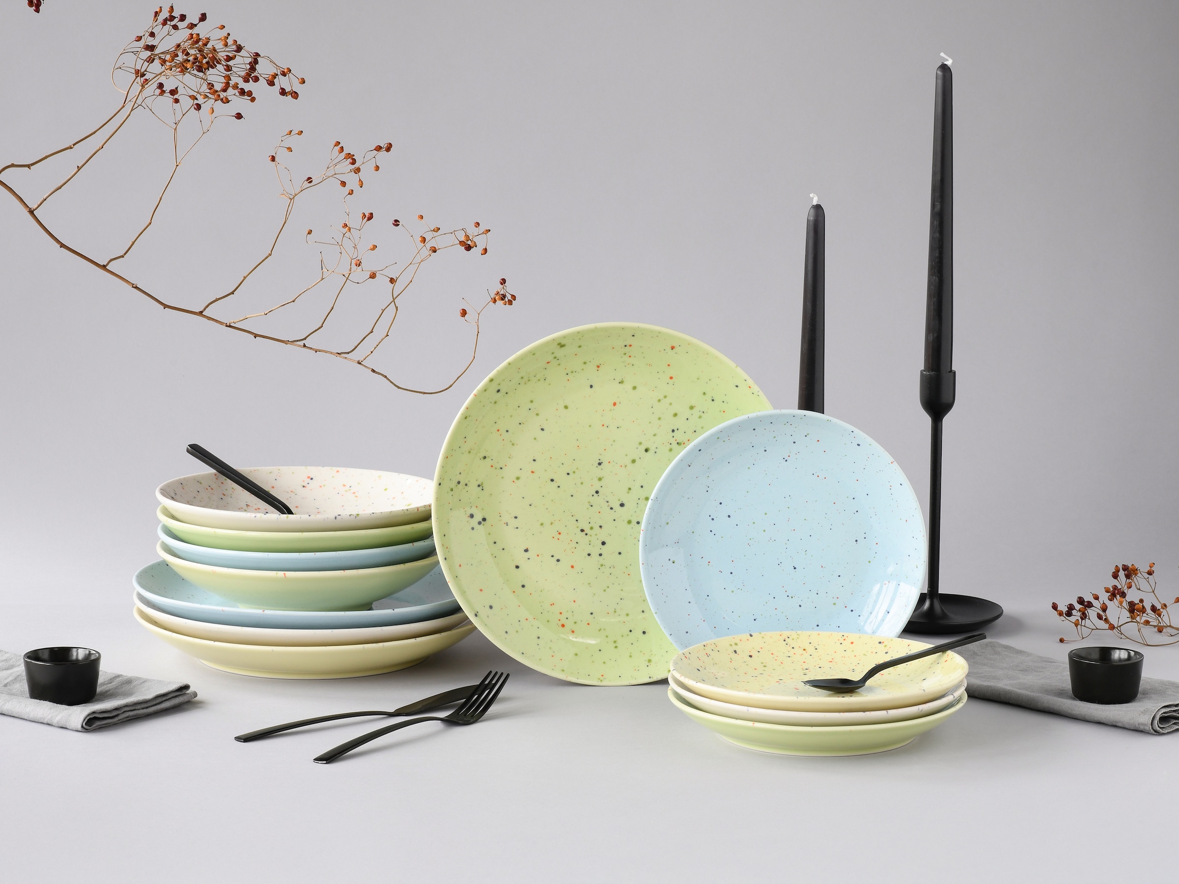 CreaTable Teller-Set »Confetti, Teller Set 12-tlg.« Unregelmäßige bunte Punkte, Gute Laune Geschirr, Frisch, Freundlich