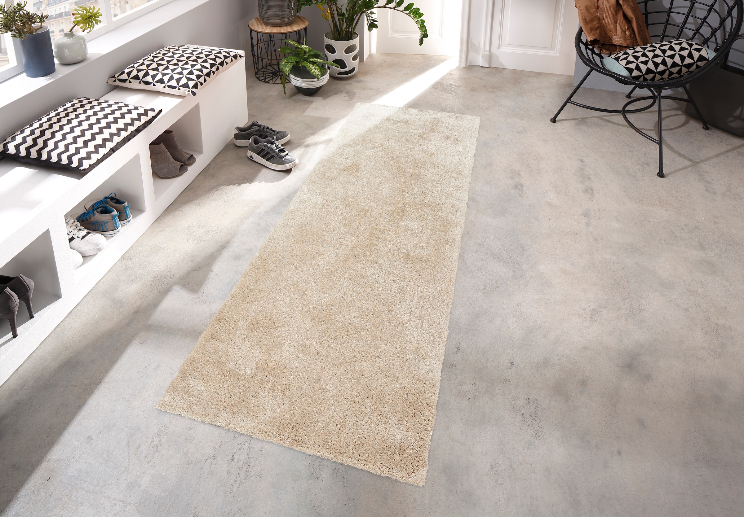 Bruno Banani Hochflor-Läufer »Dana Teppich, Kundenliebling«, rechteckig, 30 mm Höhe, Brücke, uni, weich, Mikrofaser, Diele, Flur, Wohnzimmer, Schlafzimmer