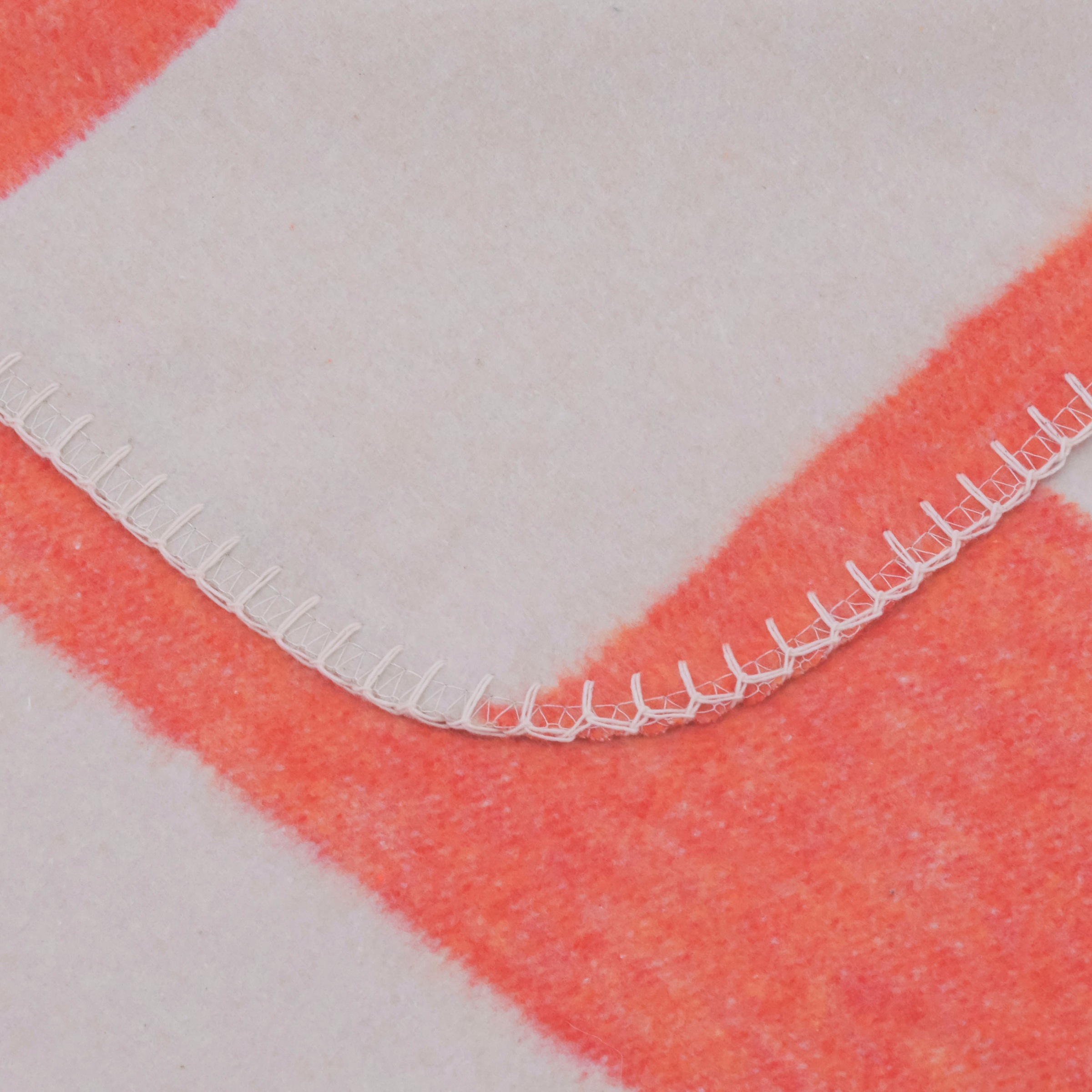 SETEX Wohndecke »Kuscheldecke«, mit Streifen, Kuscheldecke