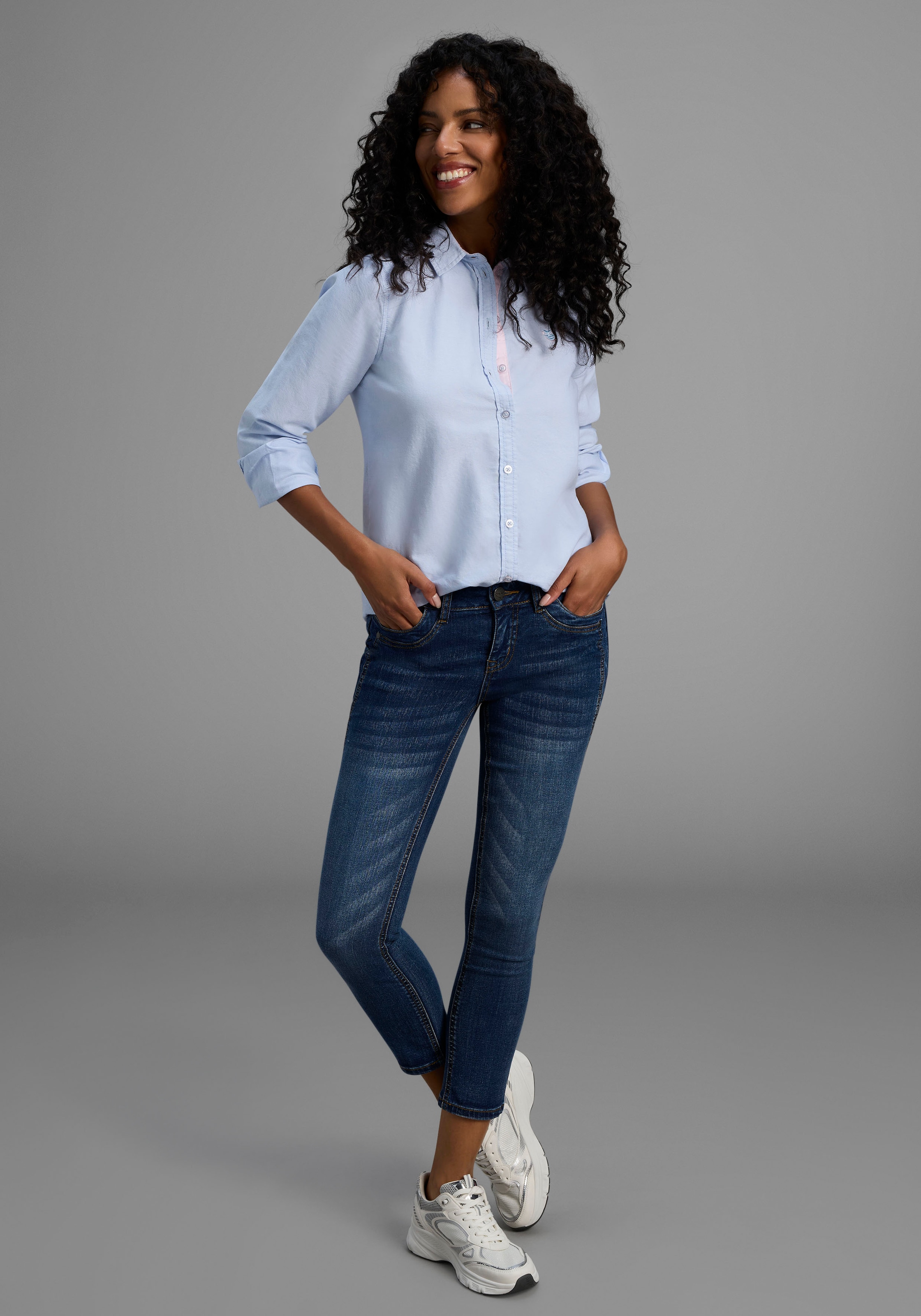 Arizona 7/8-Jeans »mit Keileinsätzen«, extra-enger Schnitt, Used-Look-Waschung, niedrige Leibhöhe