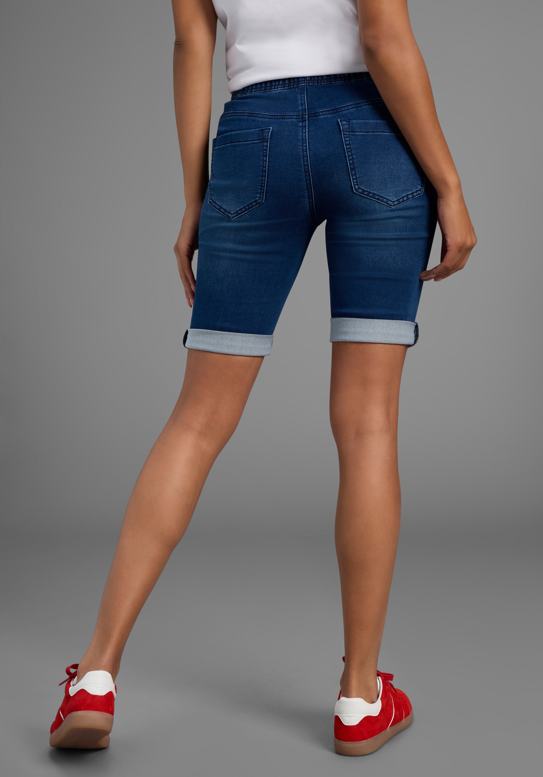 Arizona Jogg-Jeansbermudas hohe Leibhöhe,  krempelbare Beinabschlüsse,  Used-Look
