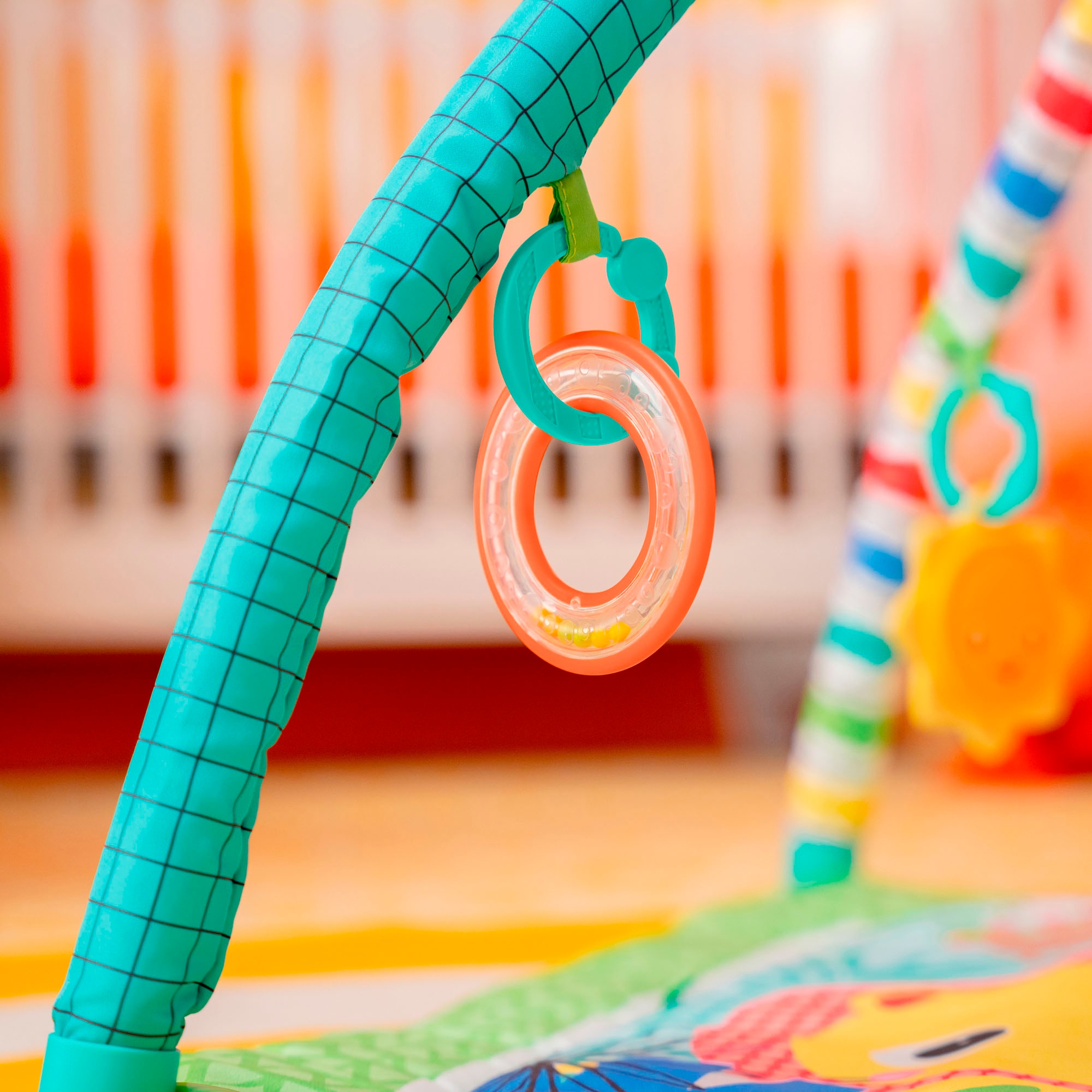 Bright Starts Baby Gym »Wild Wiggles™ FoldAway Activity Gym™«, mit verschiedenen Melodien