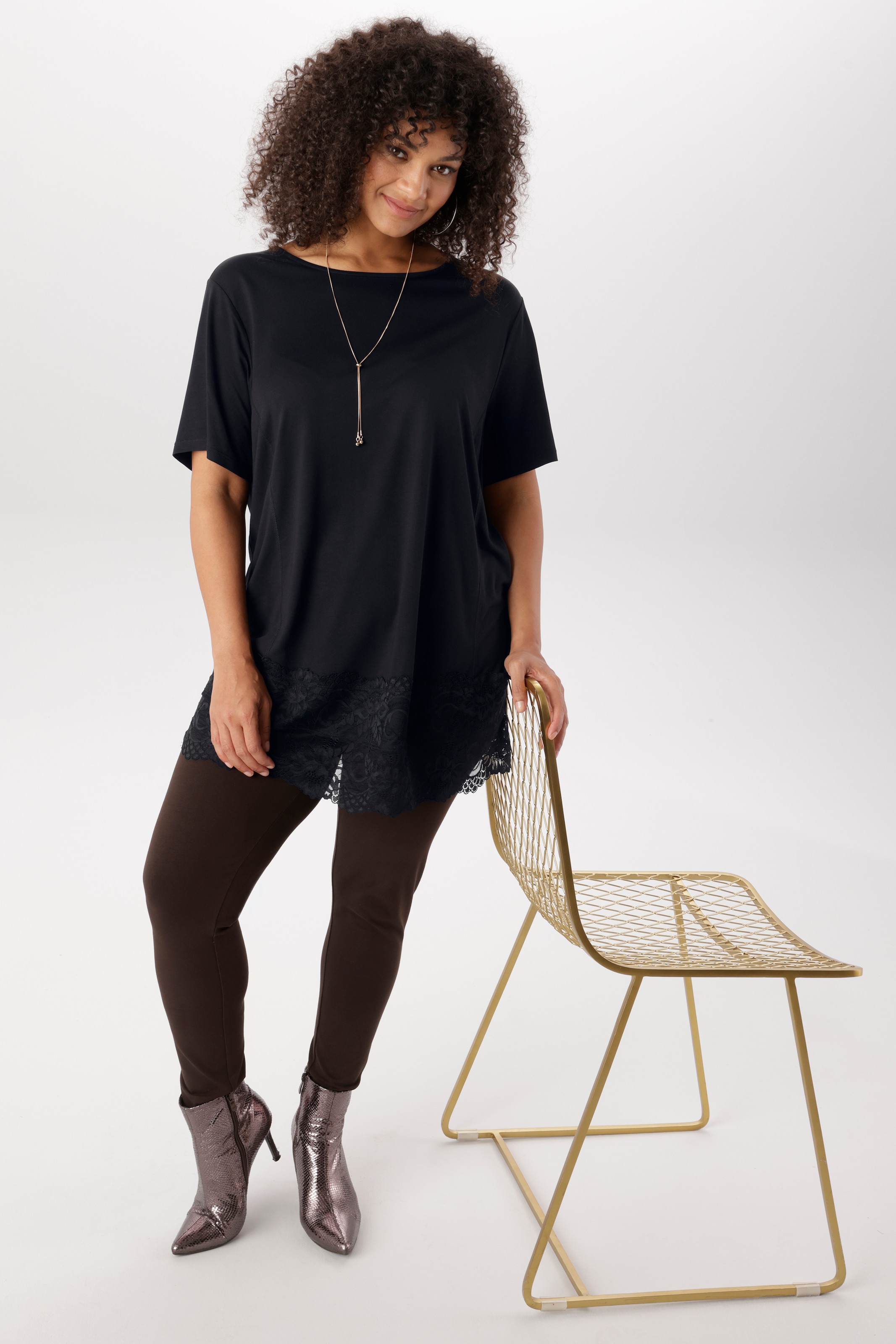 Aniston PLUS Spitzenshirt mit Trendige Spitze am Saum - NEUE KOLLEKTION