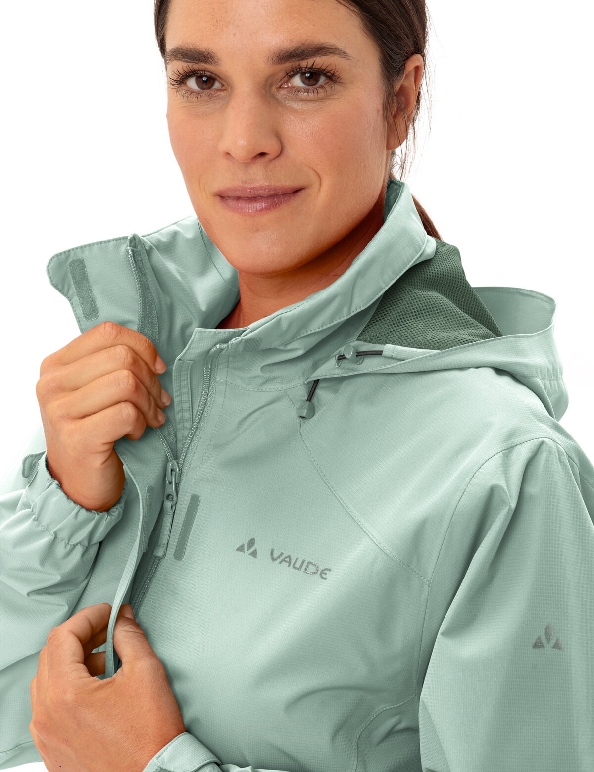 VAUDE Fahrradjacke »Women's Escape Bike Light Jacket« mit Kapuze für Radsport, Wandern und Nordic Walking, winddicht