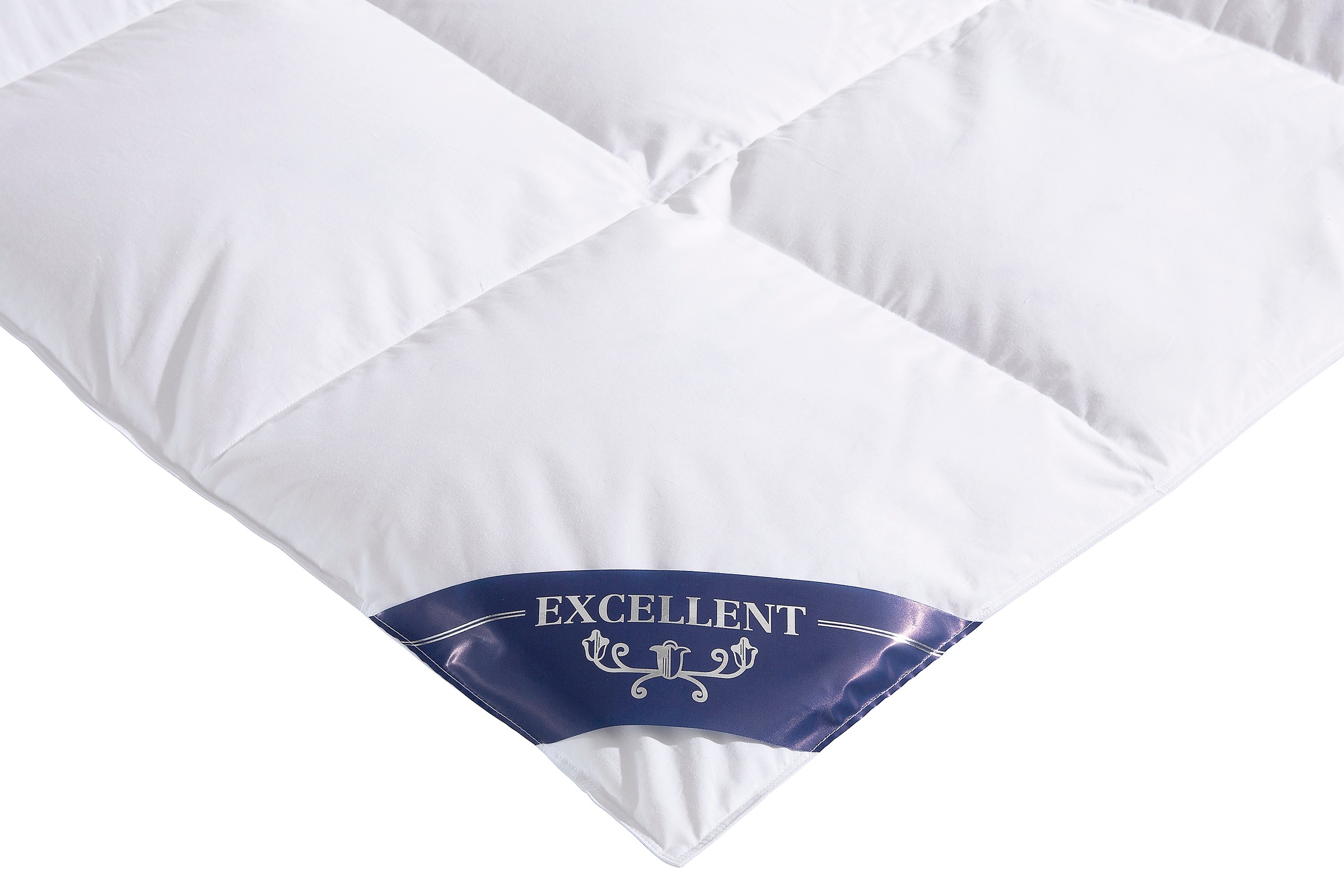 Excellent Daunenbettdecke + 3-Kammer-Kopfkissen »Venedig, 2-tlg, hergestellt in Deutschland, verschiedene Größen«, (Spar-Set, 2-Tlg.), Decke mit Kissen,Set, Sommer, Winter, Bettdecke 135x200 cm, 155x220 cm