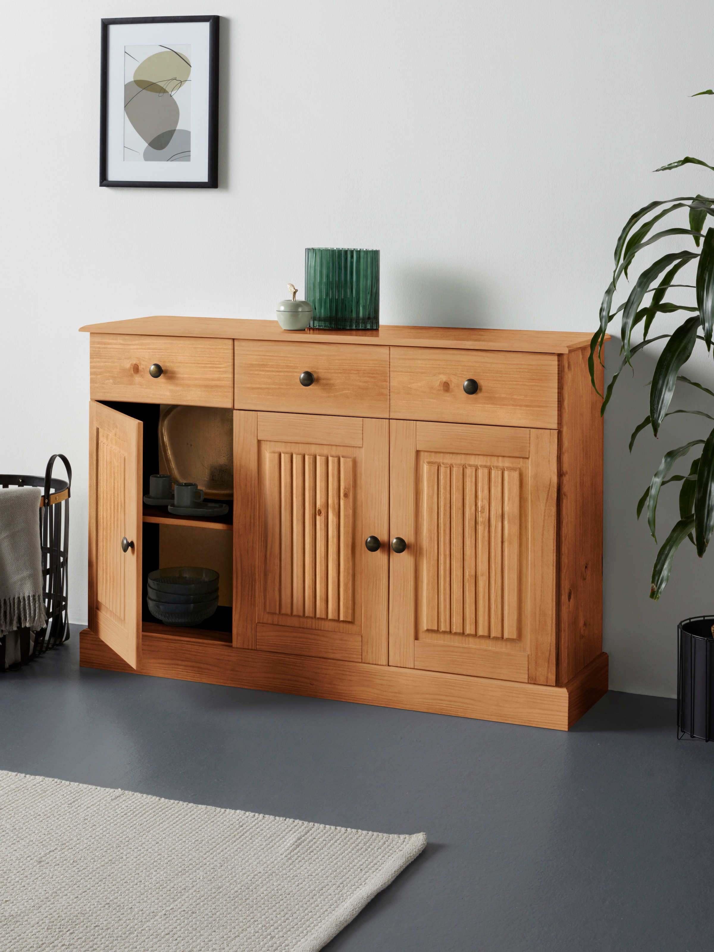 Home affaire Sideboard »Liotta«, Kommode mit 2 Schubkästen u. 2 verstellbare Einlegeböden
