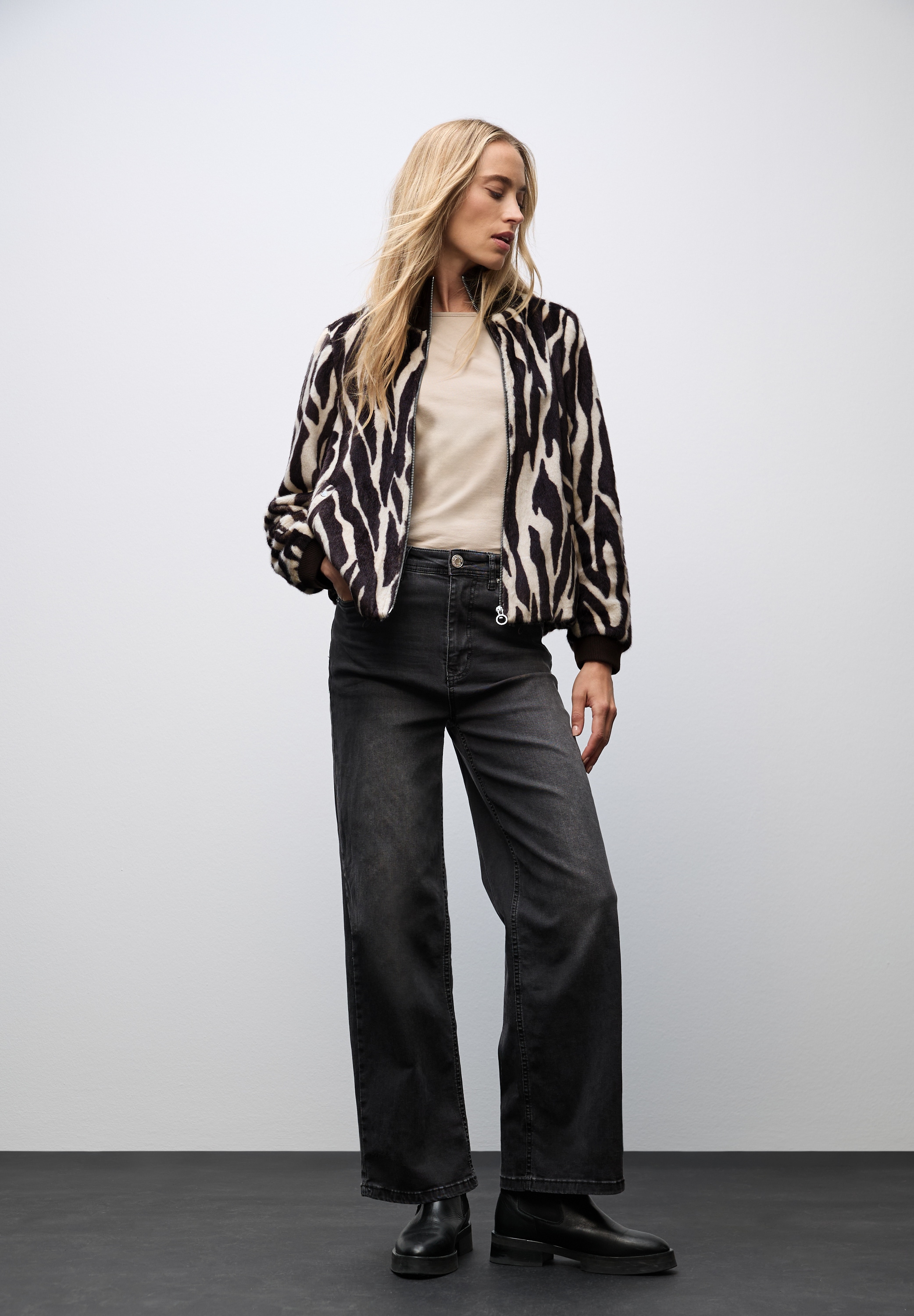 STREET ONE Blouson ohne Kapuze Fake Fur Zebra Blouson im Animal-Look