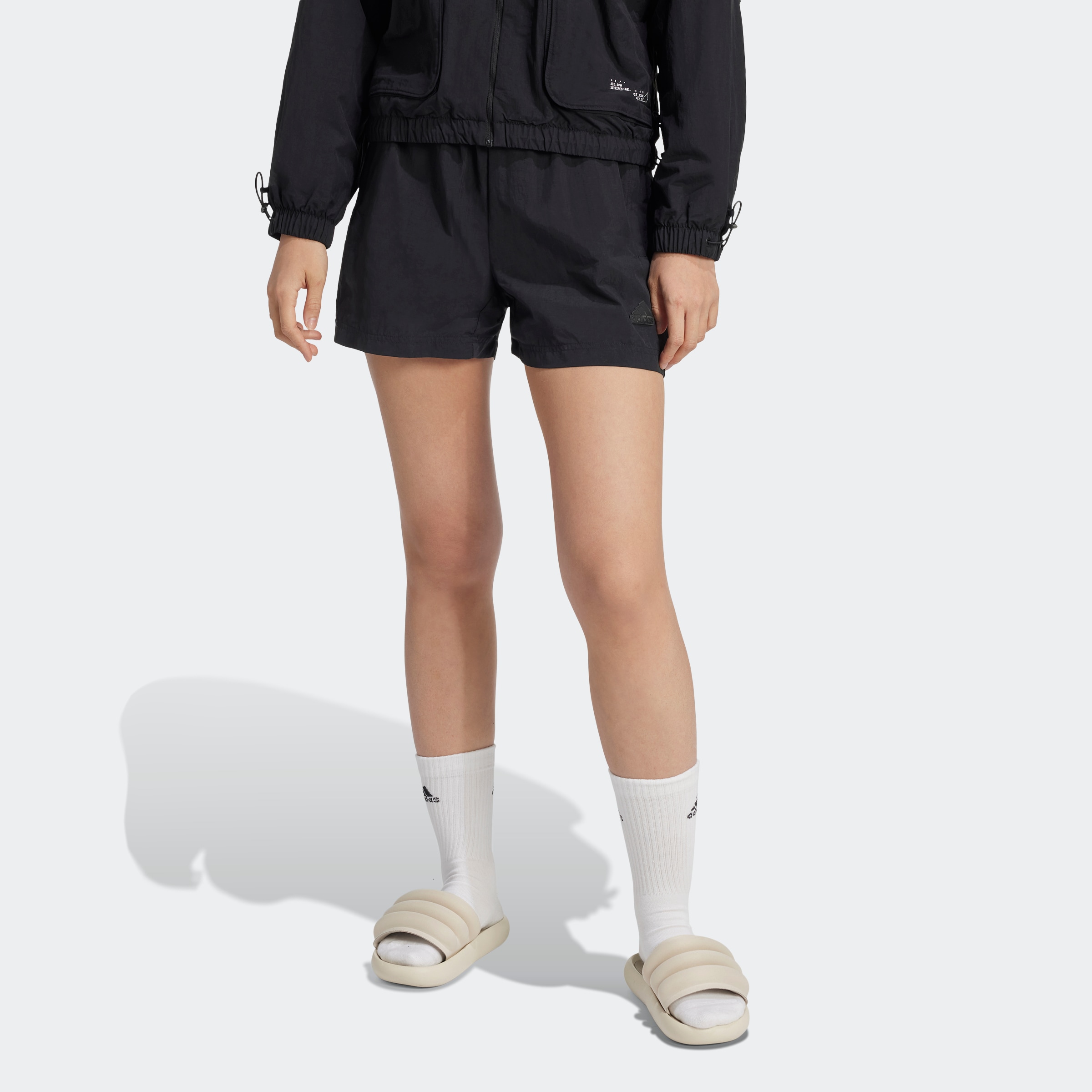 adidas Sportswear Shorts »W CE SHORT«, (1 tlg.)