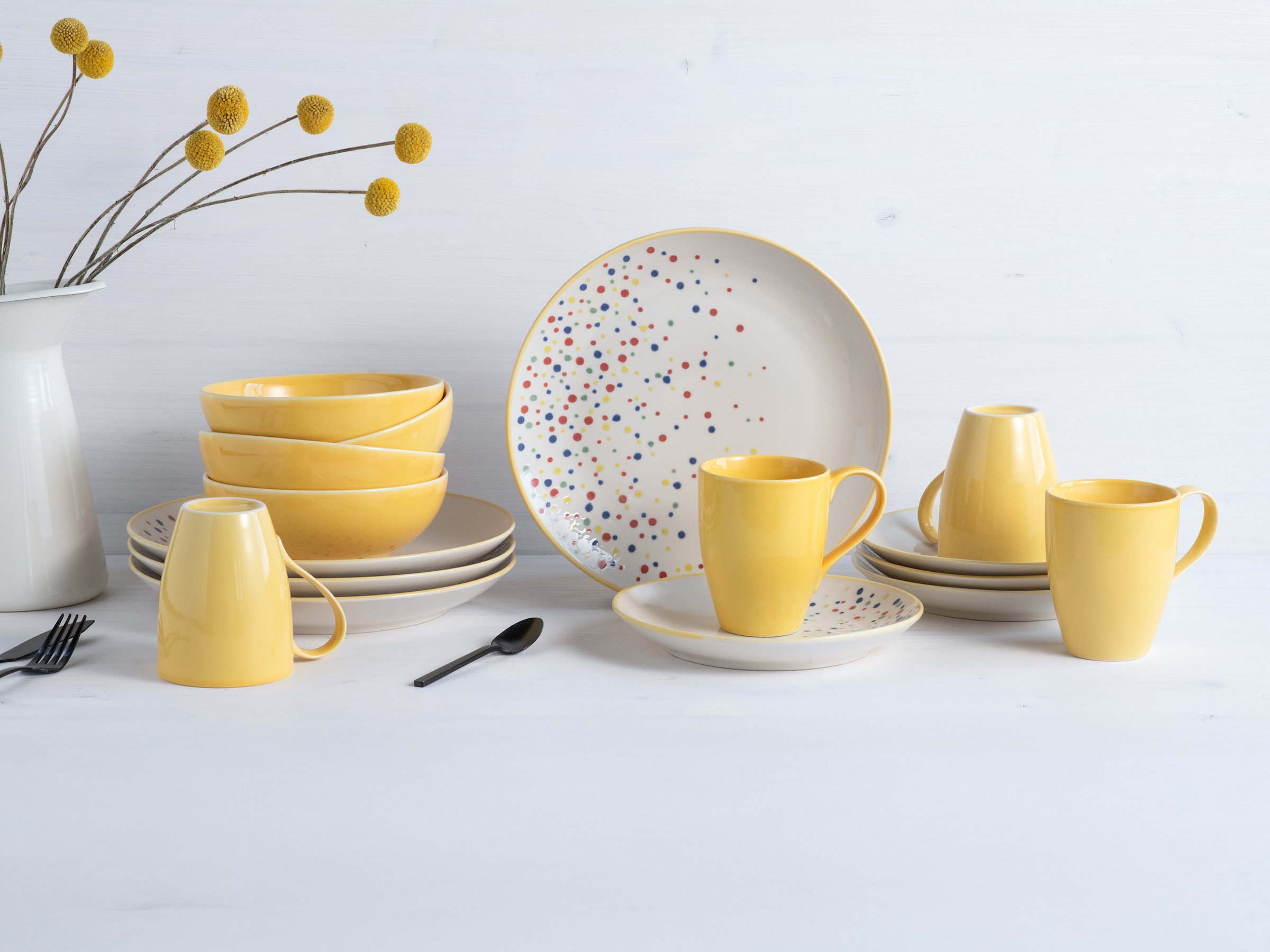 CreaTable Kombiservice »Joy, Kombi-Service 16-tlg.« Unregelmäßige bunte Punkte, Gute Laune Geschirr, Frisch, Freundlich