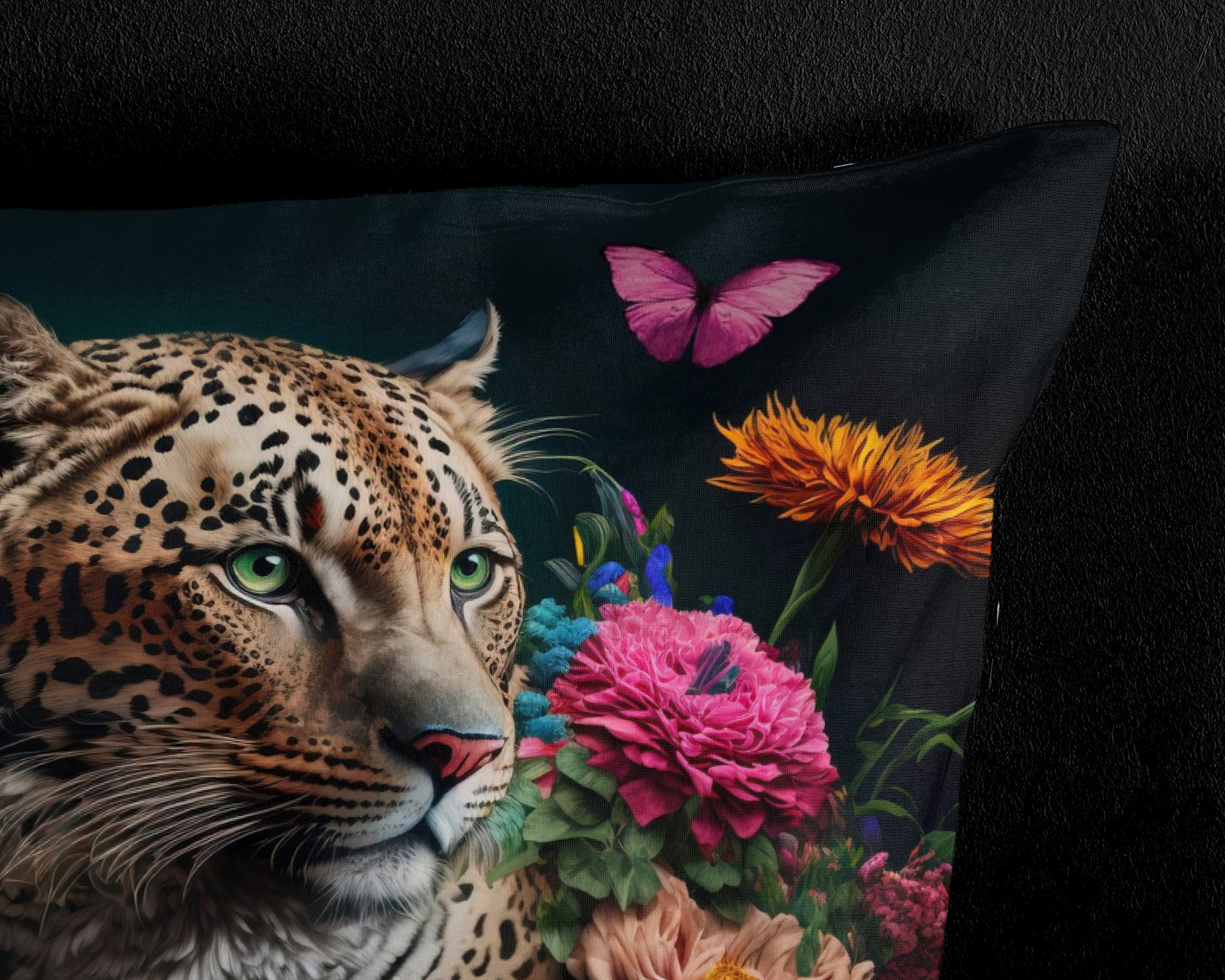 PURE luxury collection Wendebettwäsche »Borra«, Mikrofaser, 135x200, Pflegeleicht, Reißverschluss, Leopard, Schwarz