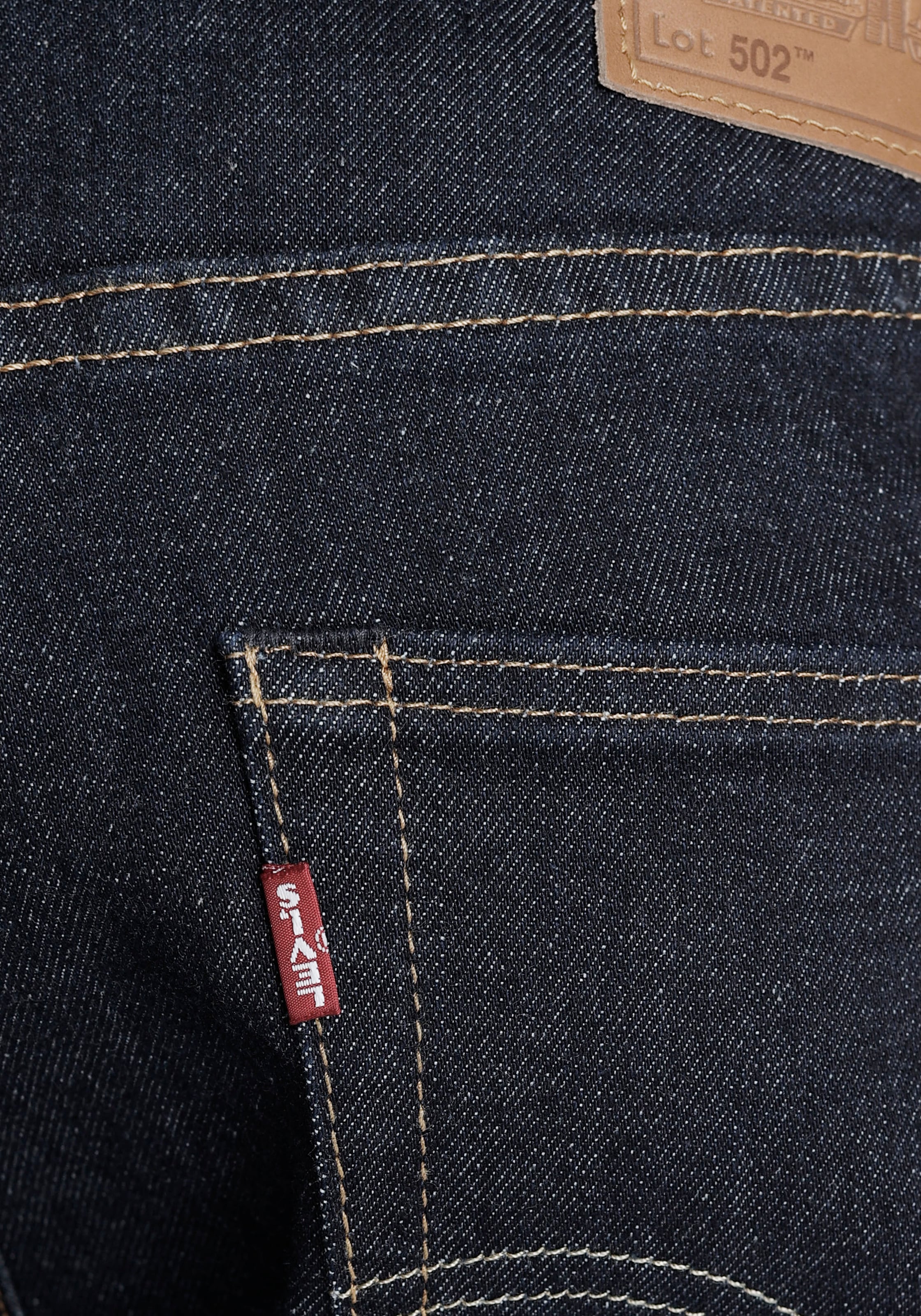 Levi's® Tapered-fit-Jeans »502 TAPER«, in elegantem, modernem Stil