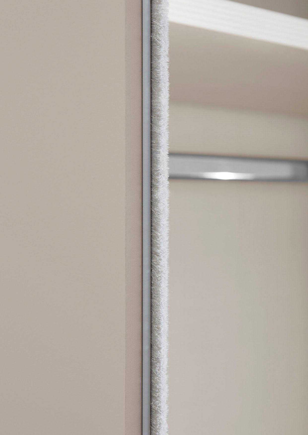 STAUD Schwebetürenschrank »Sonett 220G, Made in Germany«, mit vier verschiedenen Ausstattungsvarianten