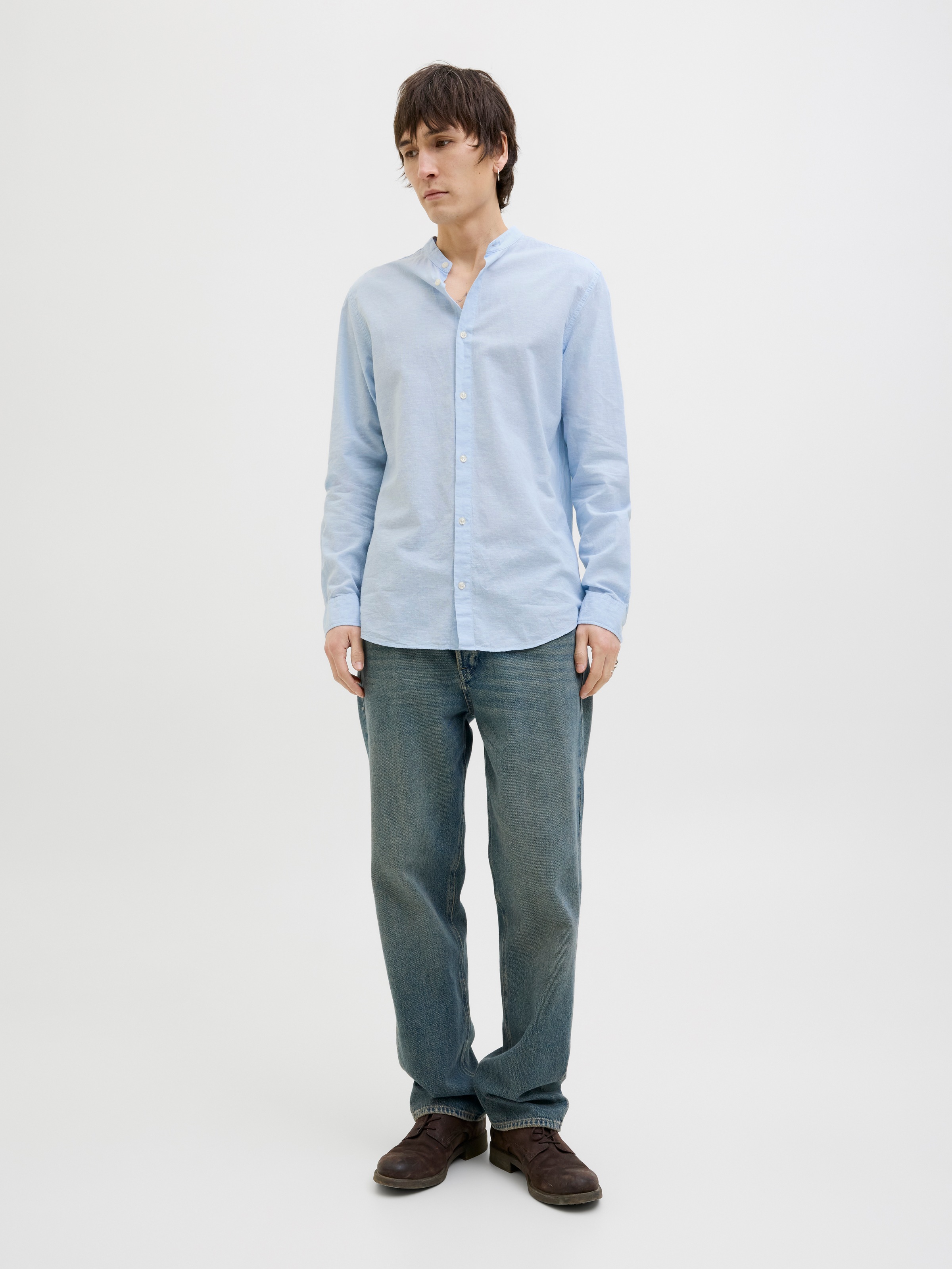 Jack & Jones Langarmhemd »JJEBREEZE BAND SHIRT LS SN«, mit Bandkragen
