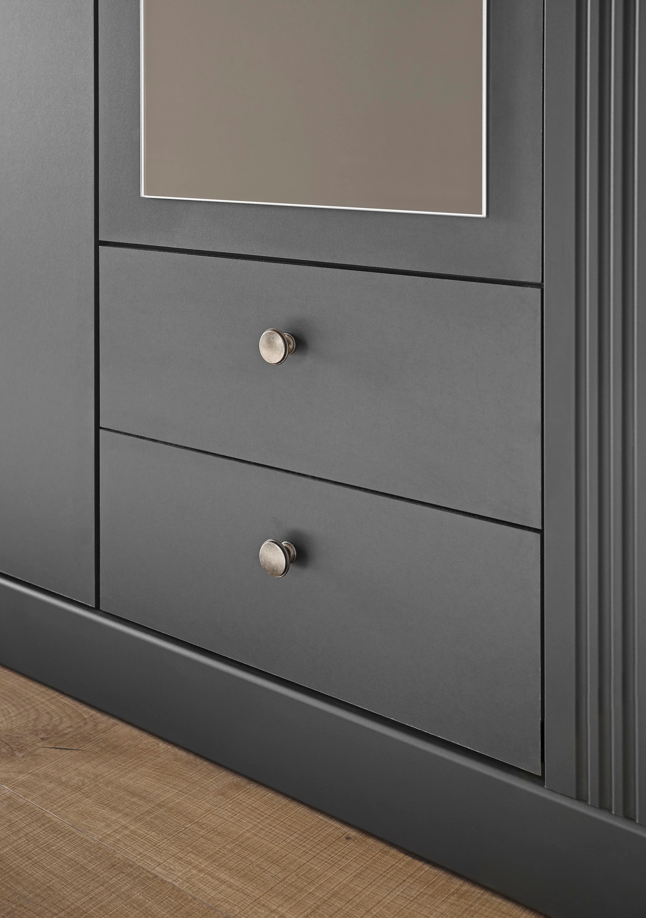 Home affaire Schlafzimmer-Set »Westminster« beinhaltet 1 Bett, Kleiderschrank 2-türig und 1 Nachtkommode