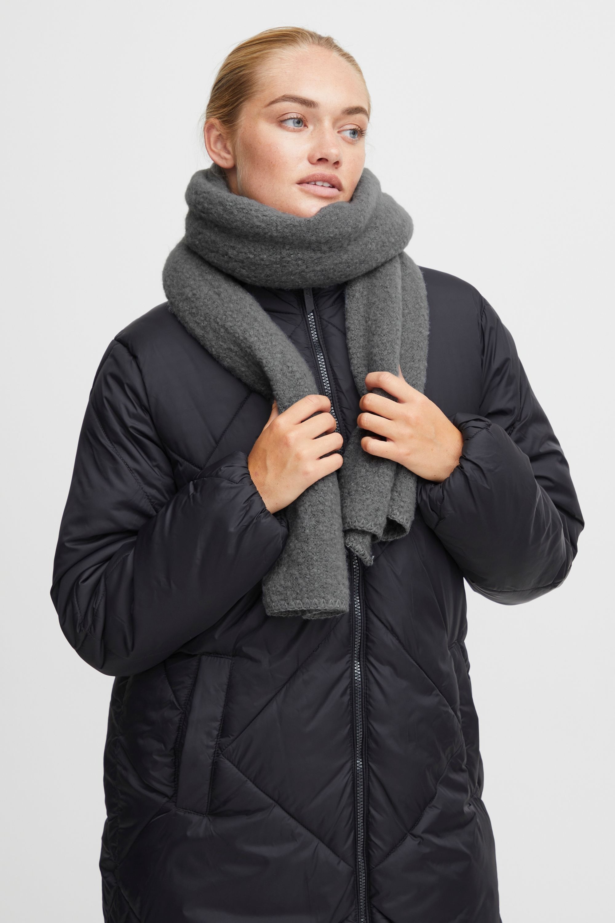 OXMO Strickschal »Strickschal OXVianna«
