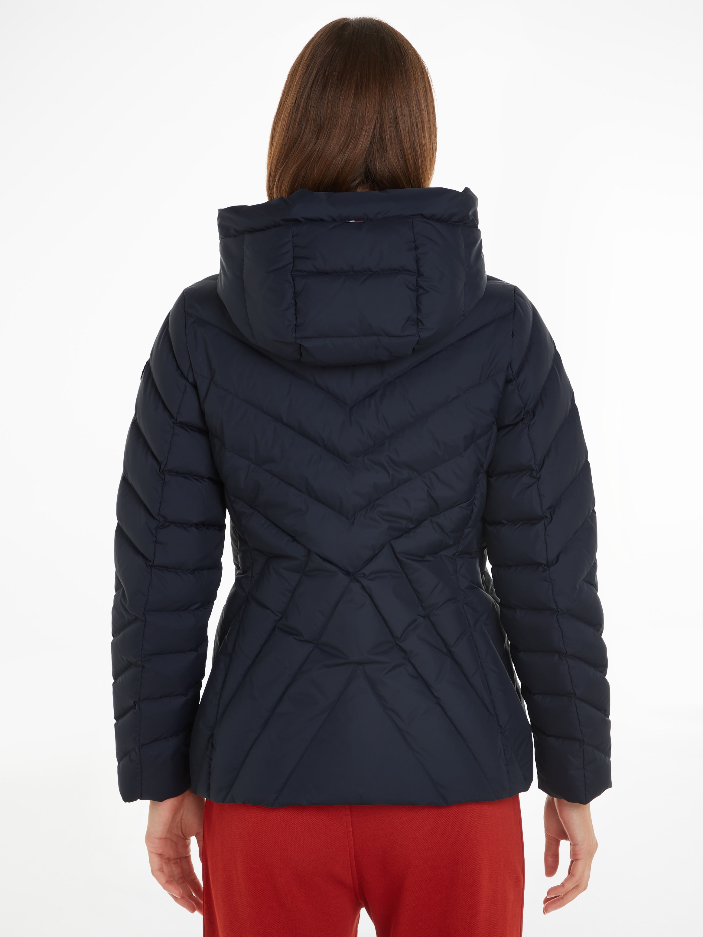 Tommy Hilfiger Steppjacke »CHEVRON MW PADDED JACKET«, mit Kapuze, mit mittelstarker Wattierung und Tommy Hilfiger Markenlabel