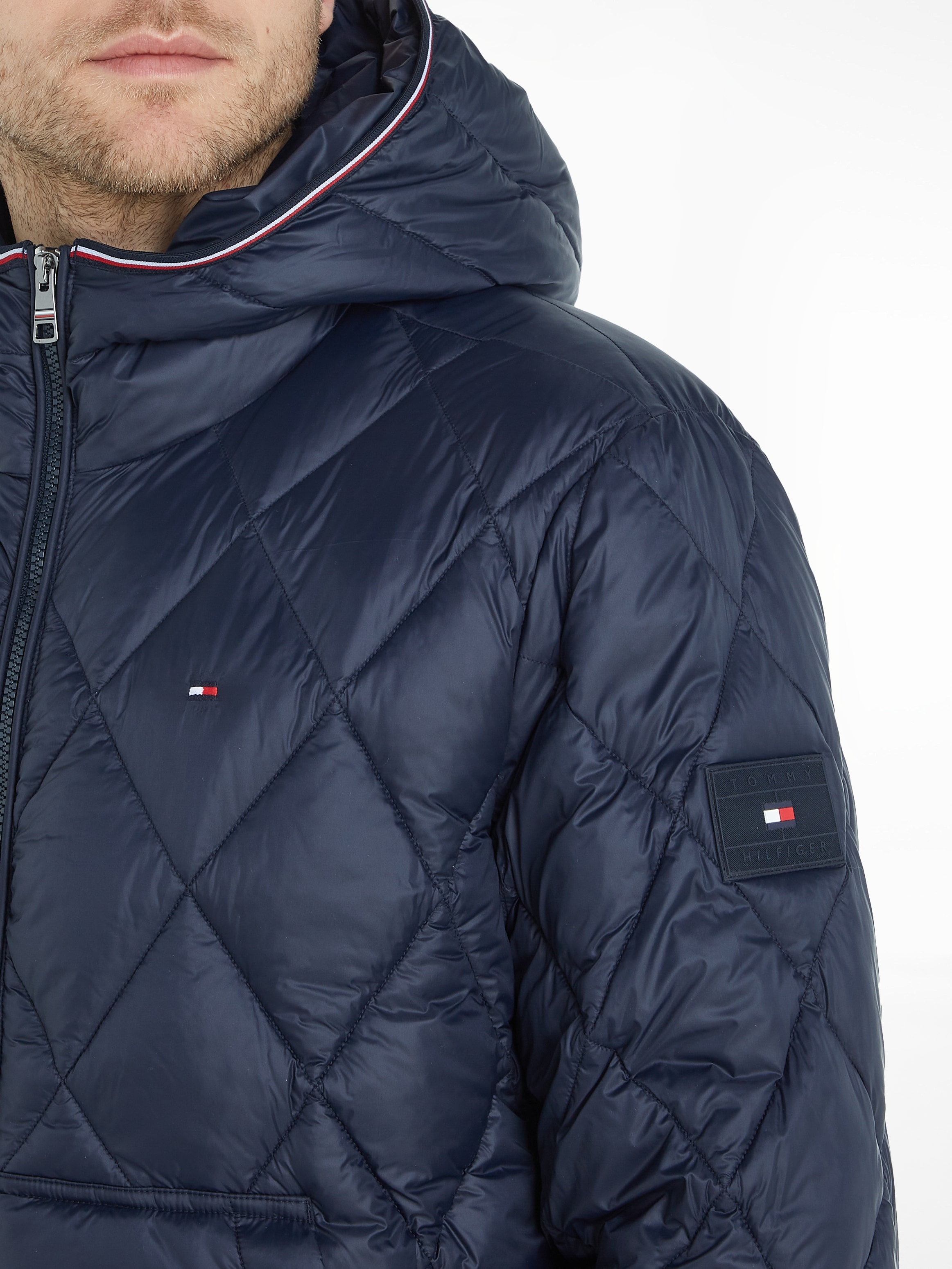 Tommy Hilfiger Steppjacke »MIX QUILT bei Kapuze RECYCLED«, mit ♕