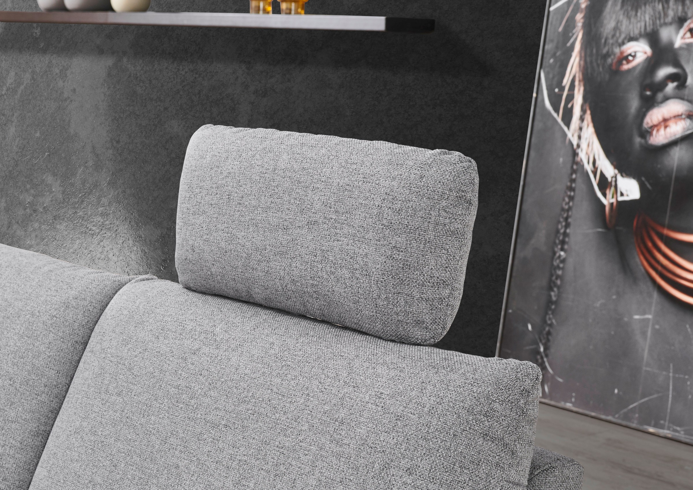 Places of Style Ecksofa »Sarsina: mit Tonnentaschen-Federkern, perfekt zum Entspannen L-Form«, inklusive 2 motorischen Relaxfunktionen mit Herz-Waage-Beschlag