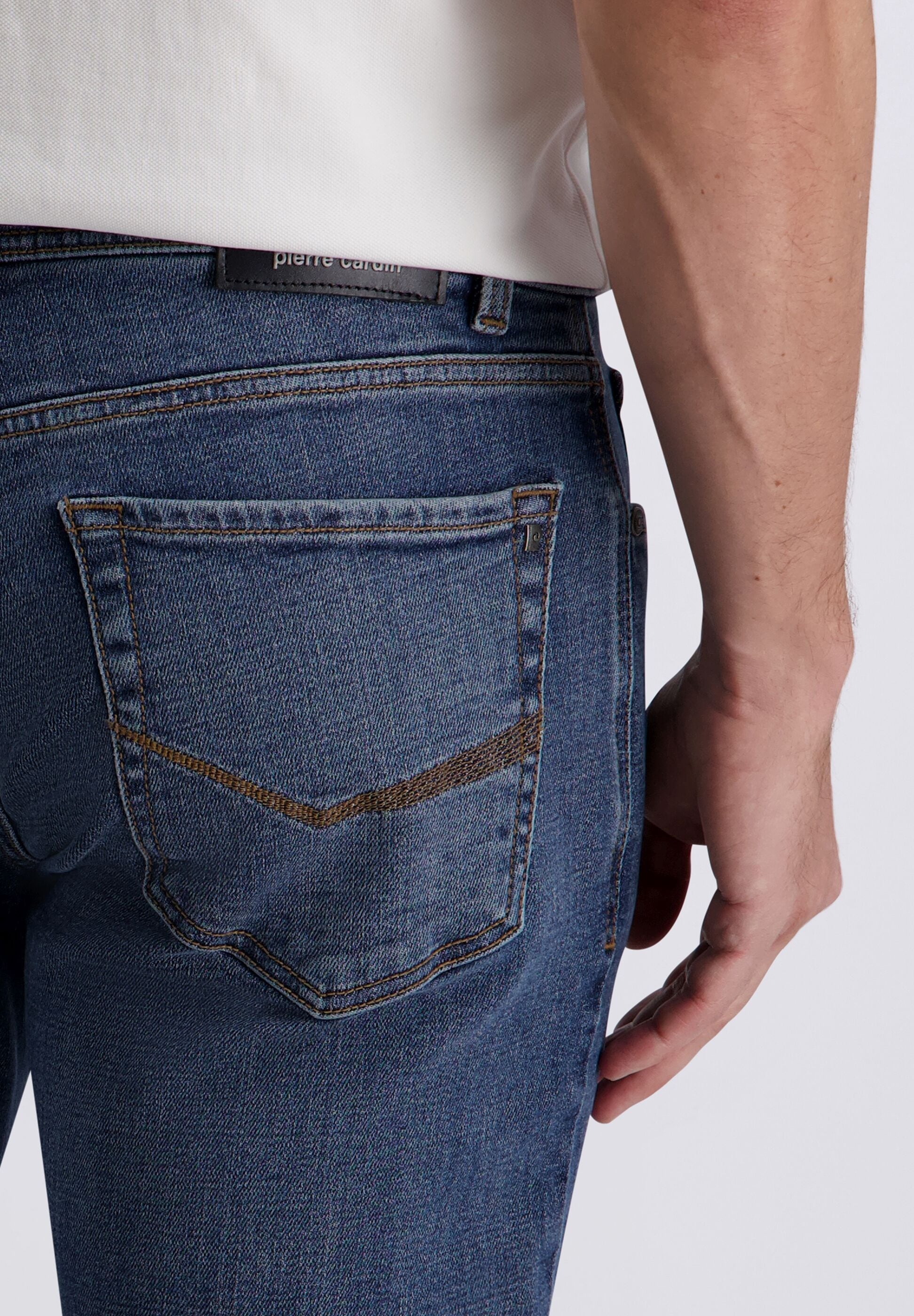 Pierre Cardin 5-Pocket-Jeans »Lyon« mit Dornschlaufe