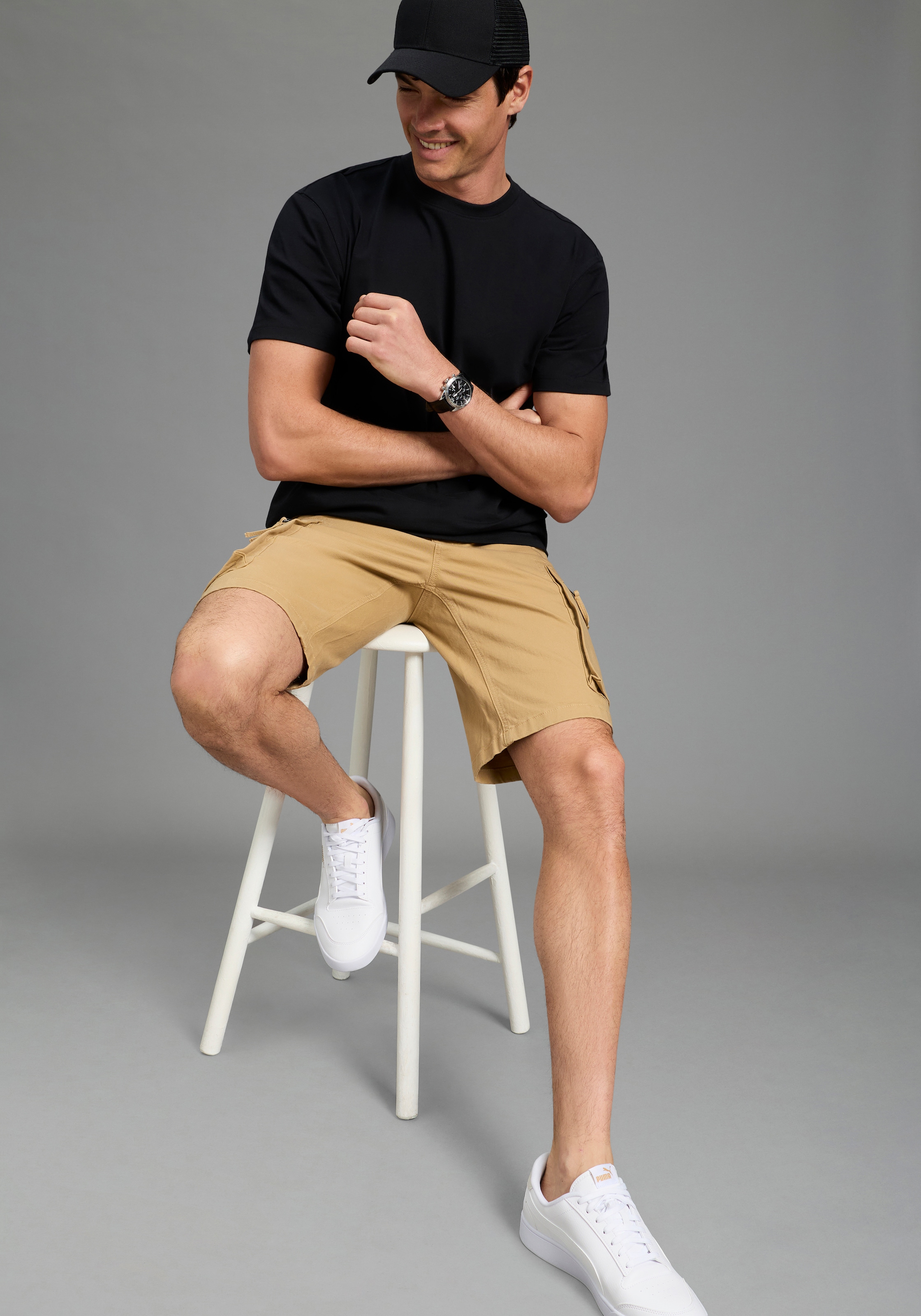 Bruno Banani Cargoshorts »Dehnbund«  Cargohose mit geradem Bein, mit Bindeband am Bund