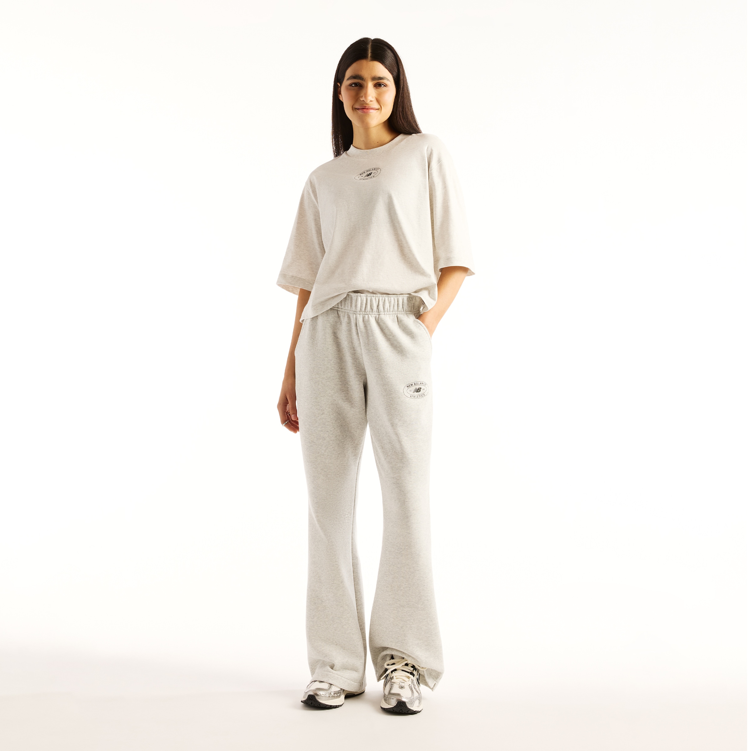 New Balance Sweathose »REIMAGINED FLEECE PANT«  für Erwachsene, mit sportlichem Stil, lange Hosenform