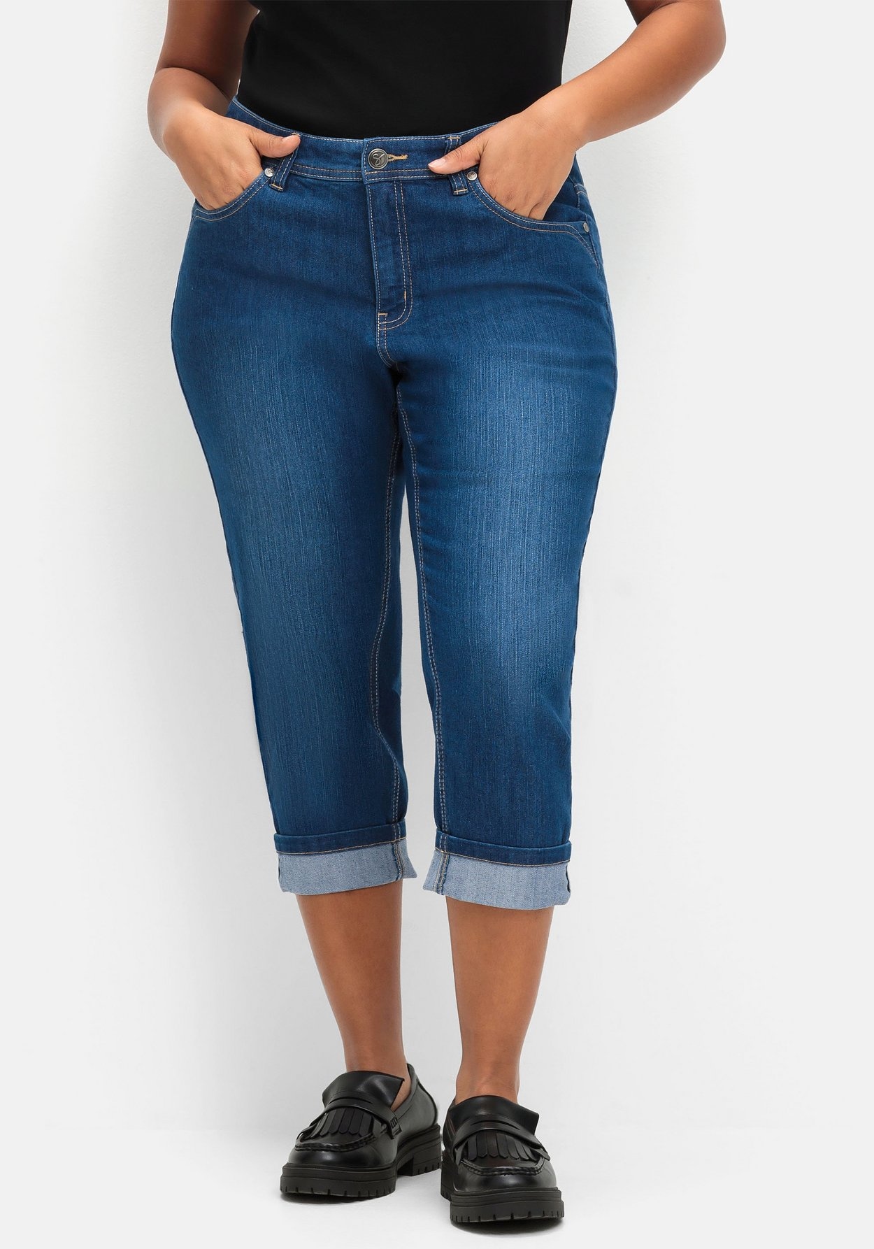 Sheego Stretch-Jeans »Schmale 7/8-Jeans mit Kontrasttape innen am Saum«