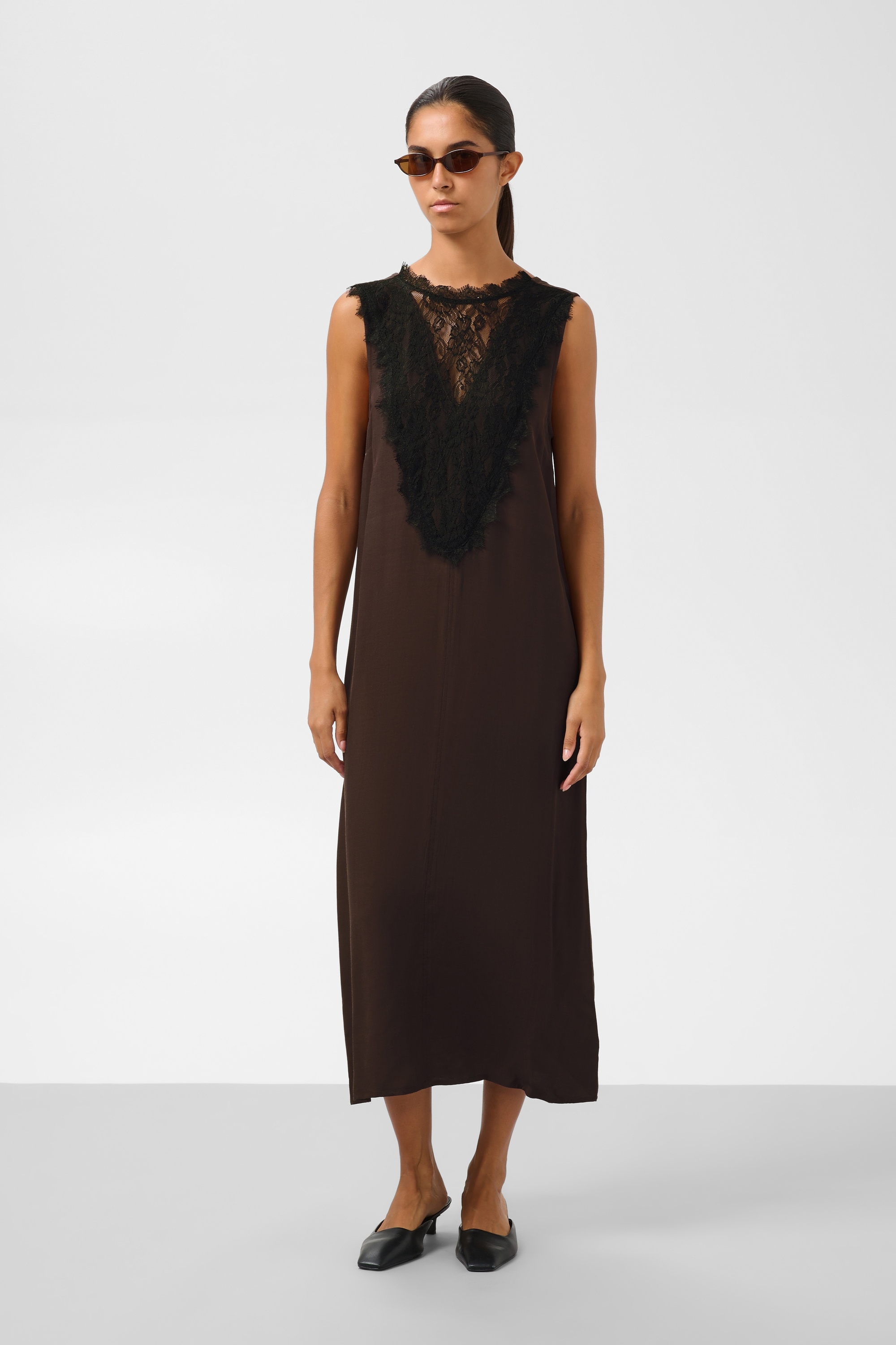 SOAKED IN LUXURY Midikleid »SOAKED IN LUXURY Kleid SLLantana«