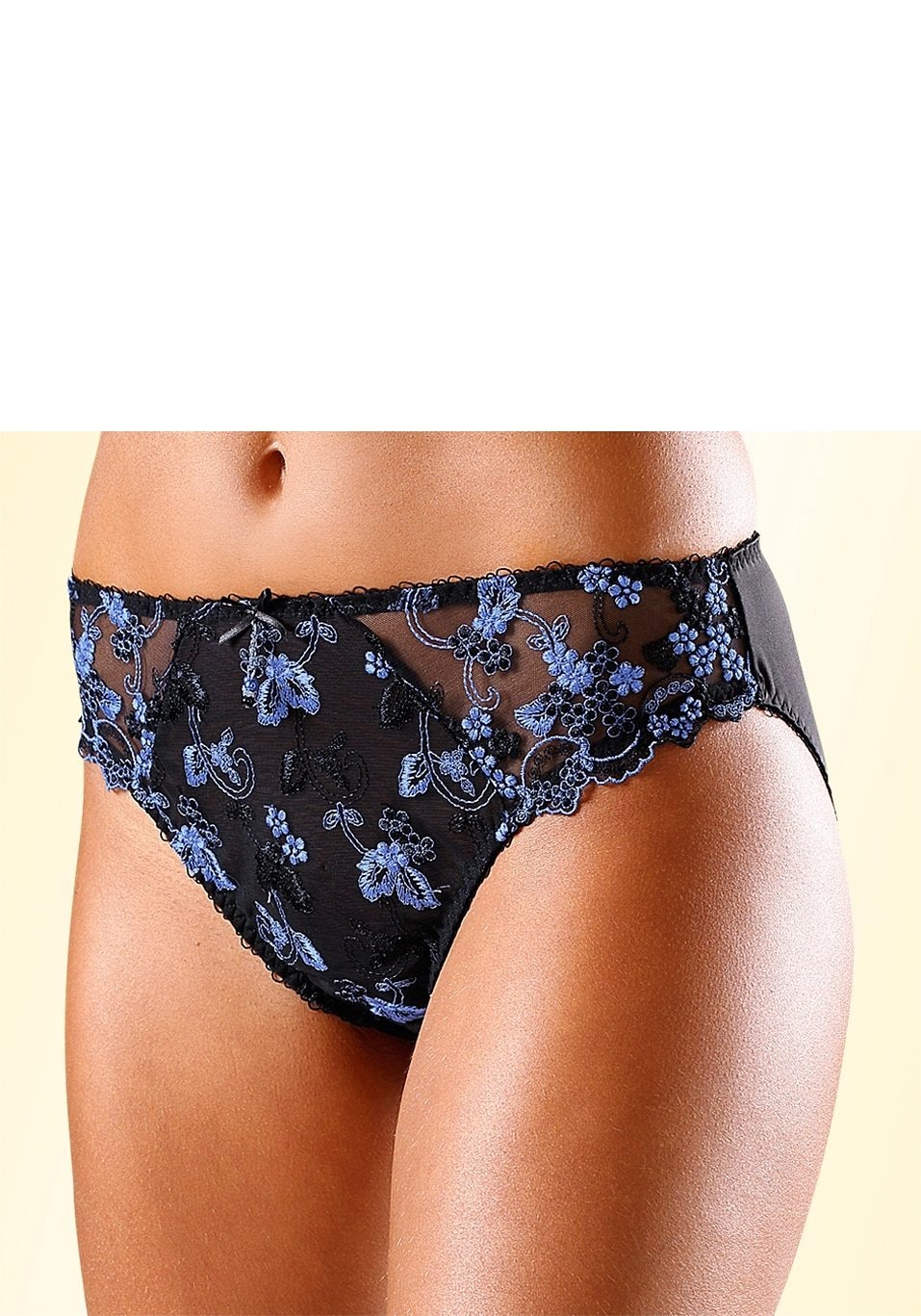 bei Slip, Dessous ♕ schöner Blümchen-Stickereispitze LASCANA mit