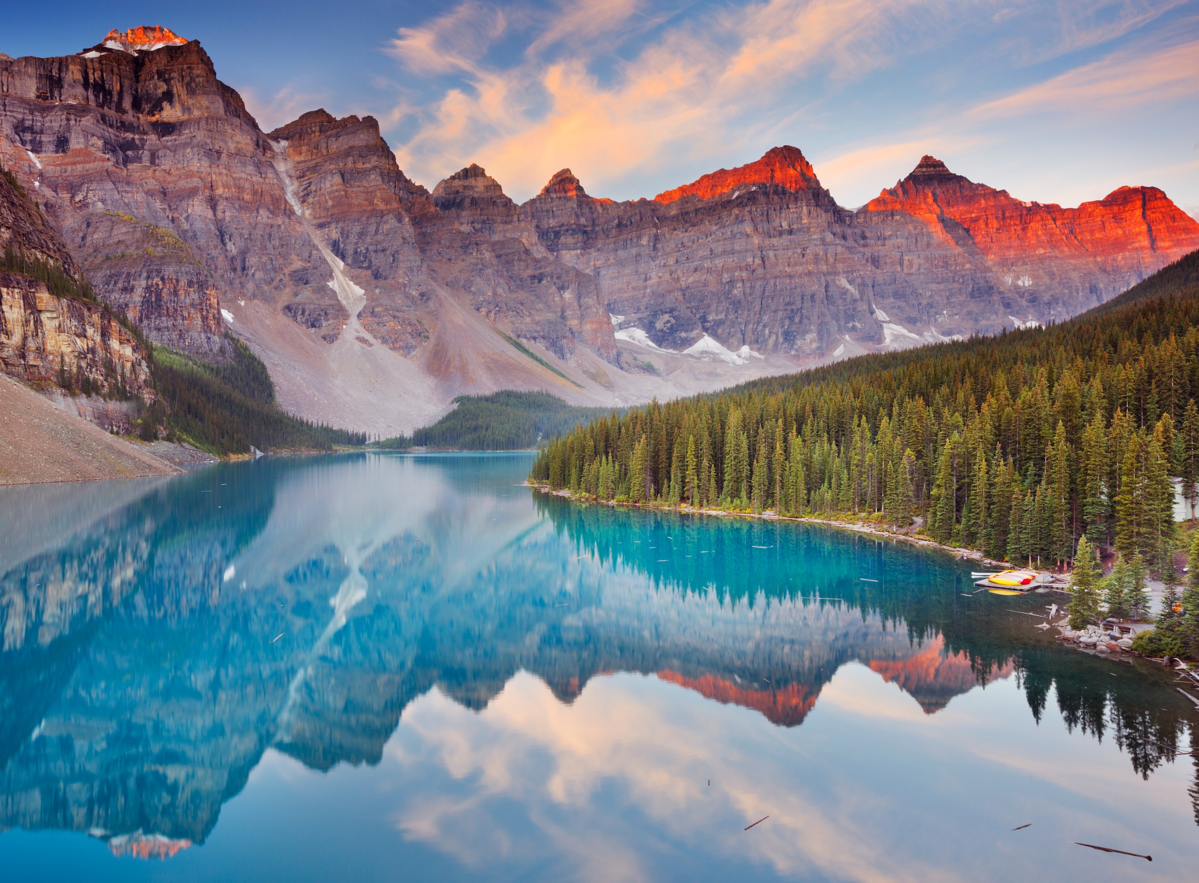 Papermoon, Fototapete »Moraine Lake Sunrise« glatt, bunt, Vlies, B/L: 4 m x 2,6 m - Bahnen: 8 Stk., bunt