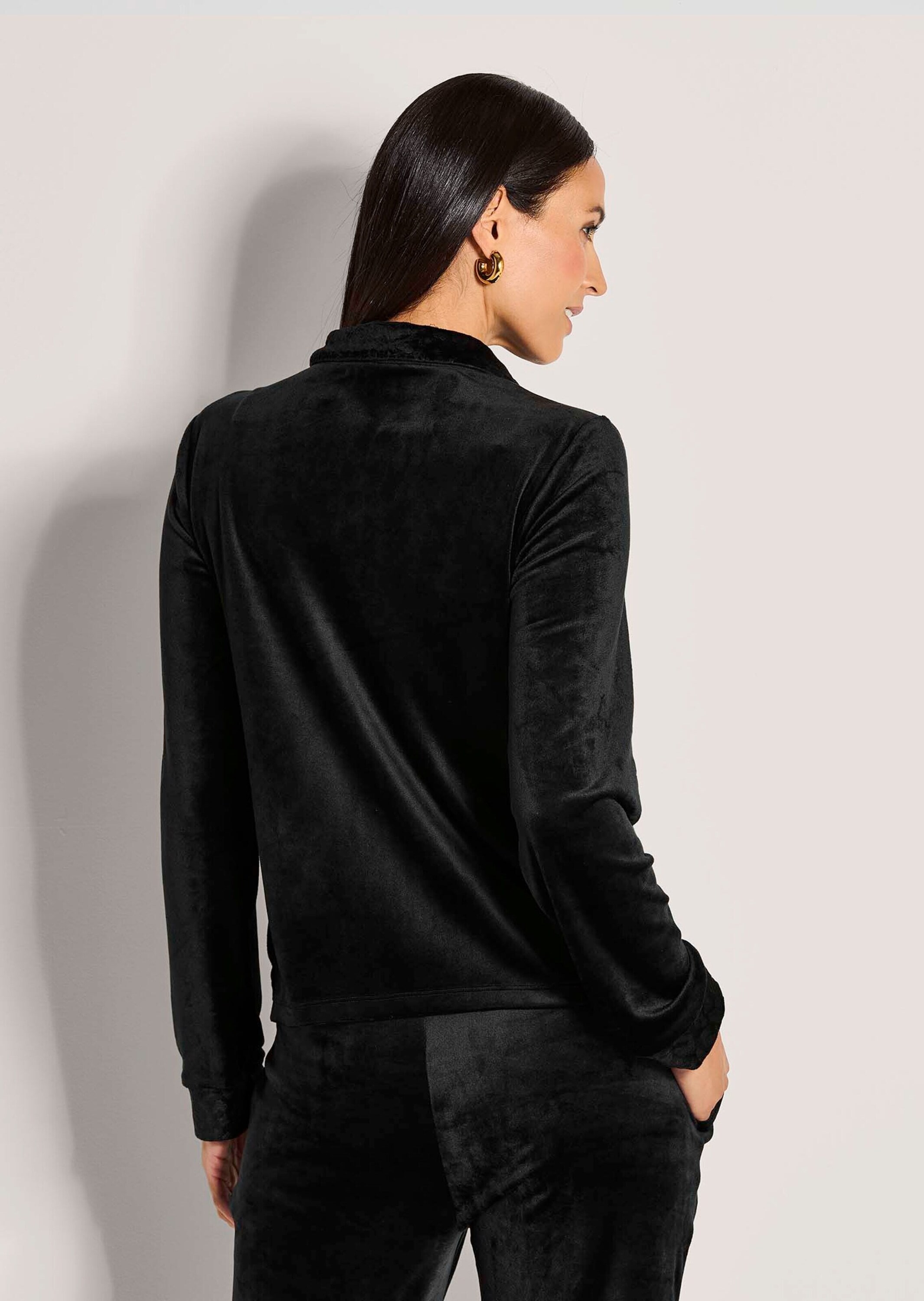 MADELEINE Kurzjacke »Sweatjacke Flauschige Nickijacke mit Reißverschluss«