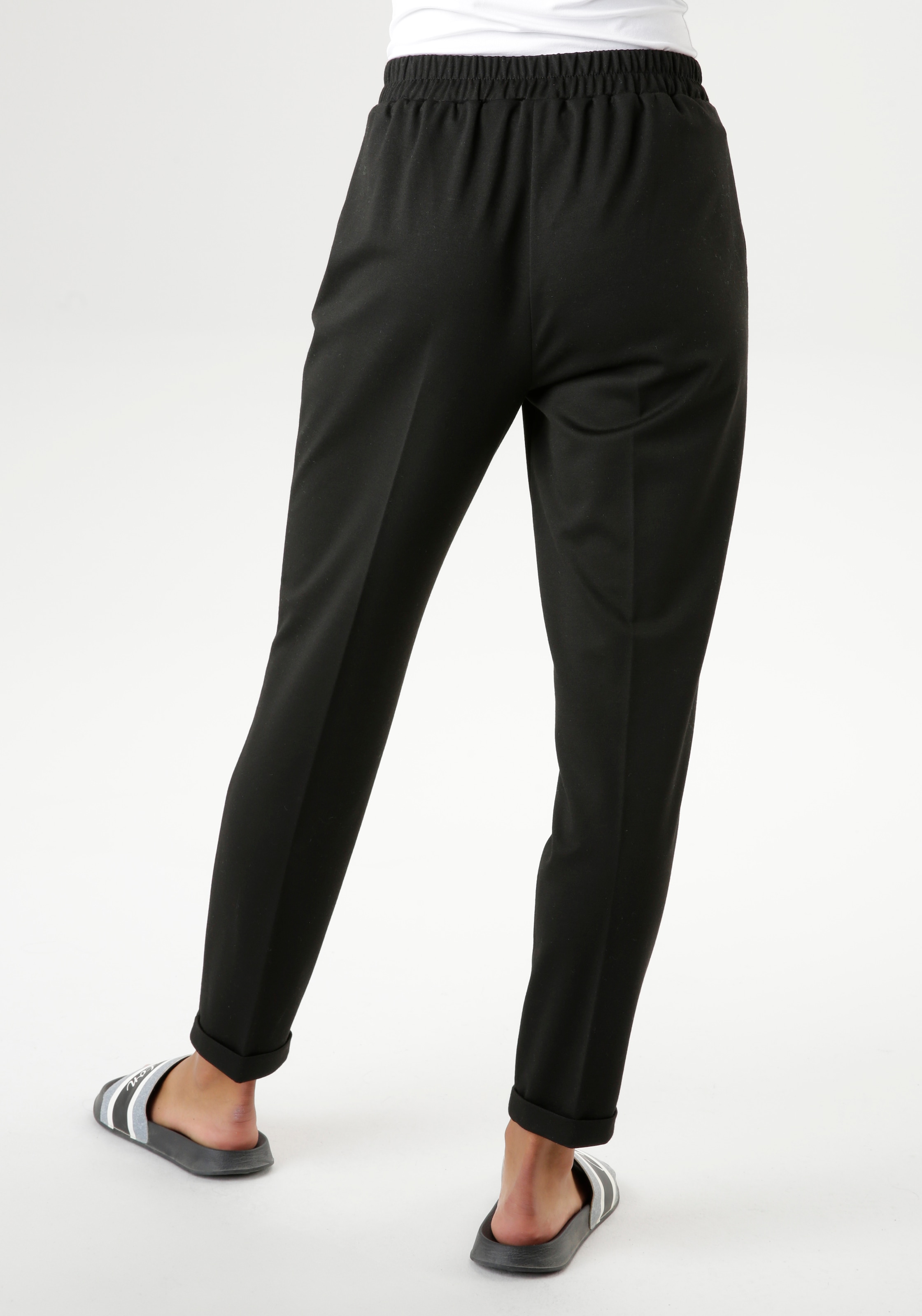 Aniston SELECTED Schlupfhose, mit Bundfalten