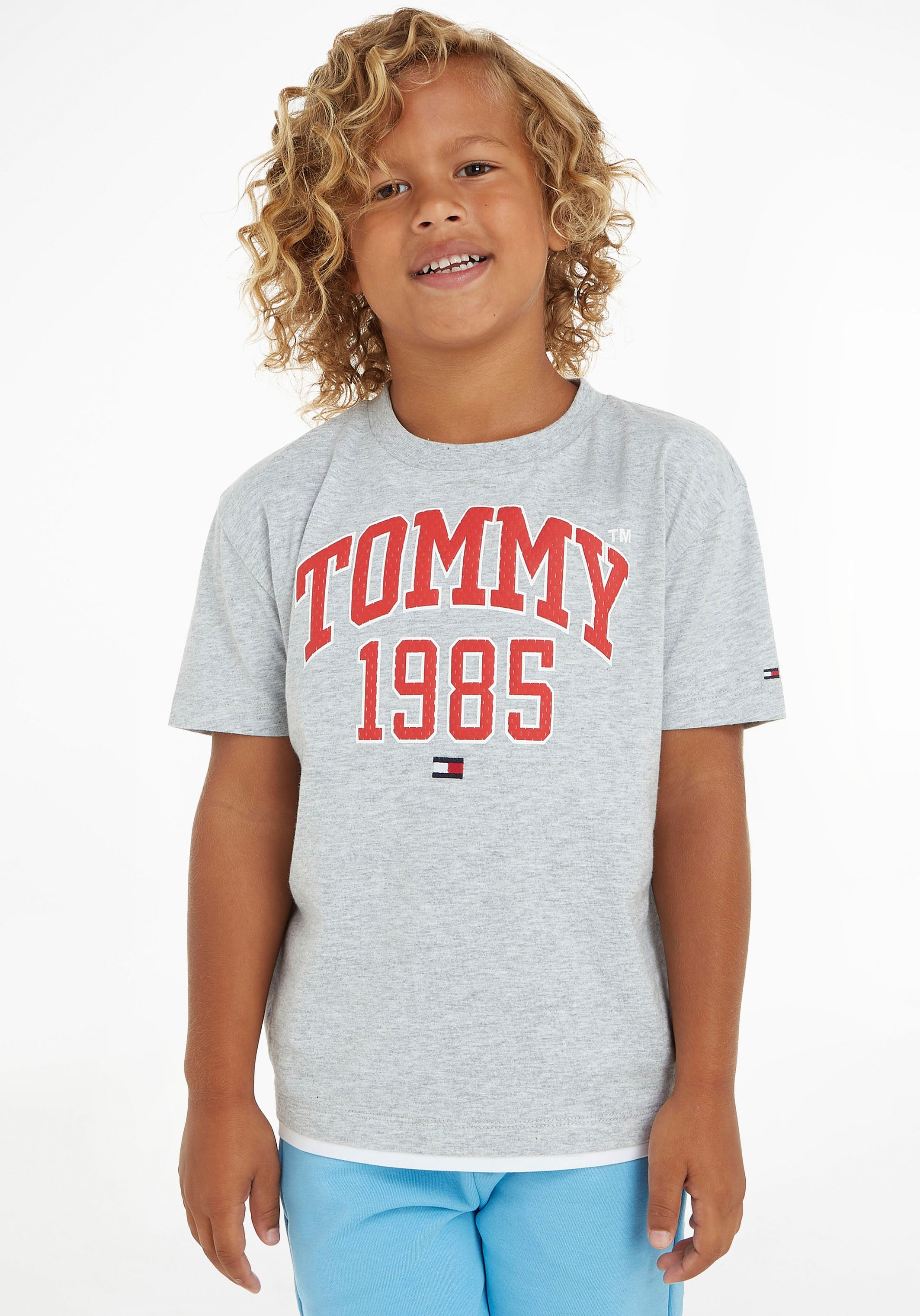 Tommy Hilfiger T-Shirt »TOMMY VARSITY TEE S/S« mit großem Logodruck