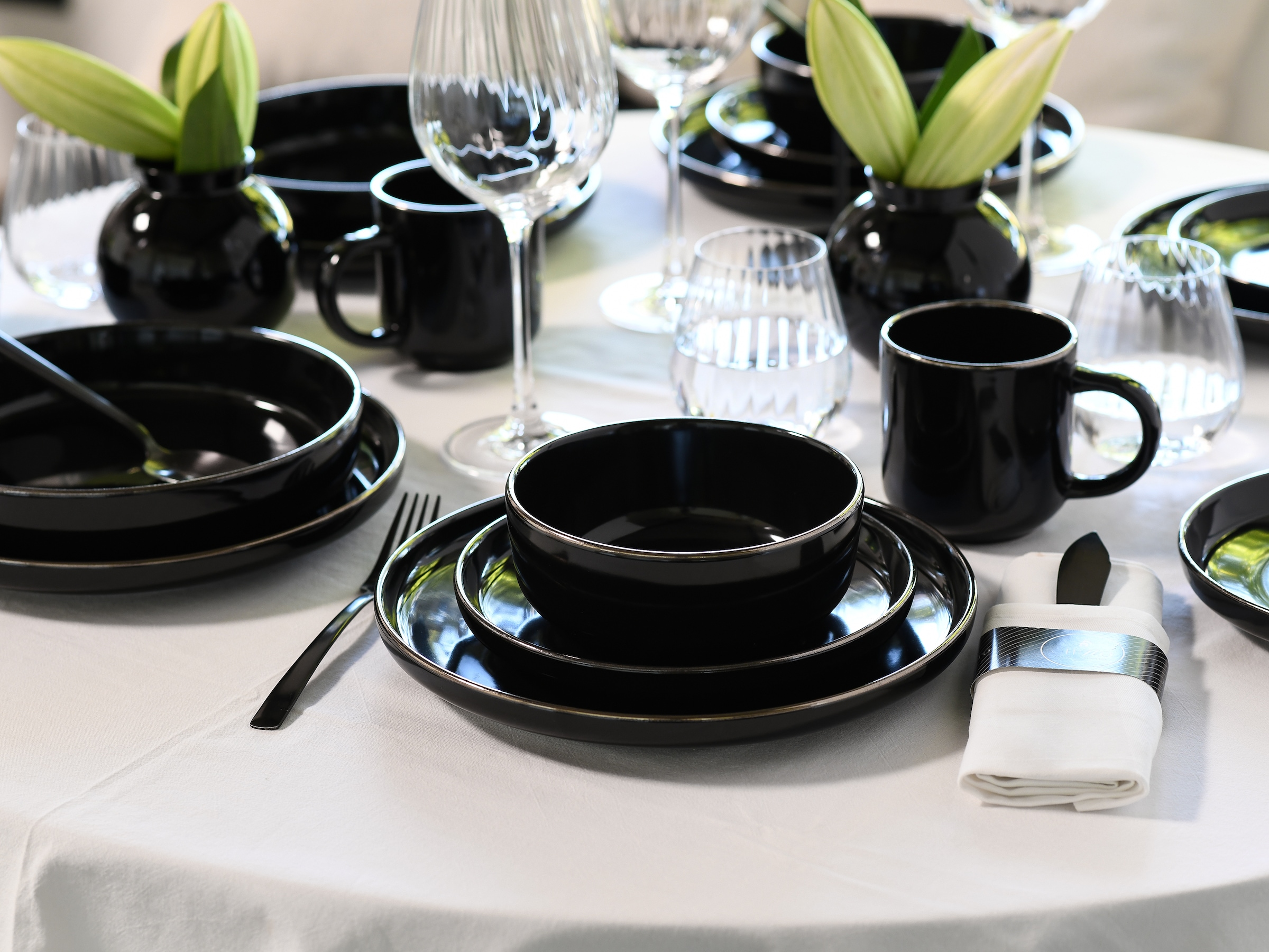 CreaTable Kombiservice »Nordic Festive, Service 30-tlg.« Minimalistisches Design, Dezente goldene Akzente