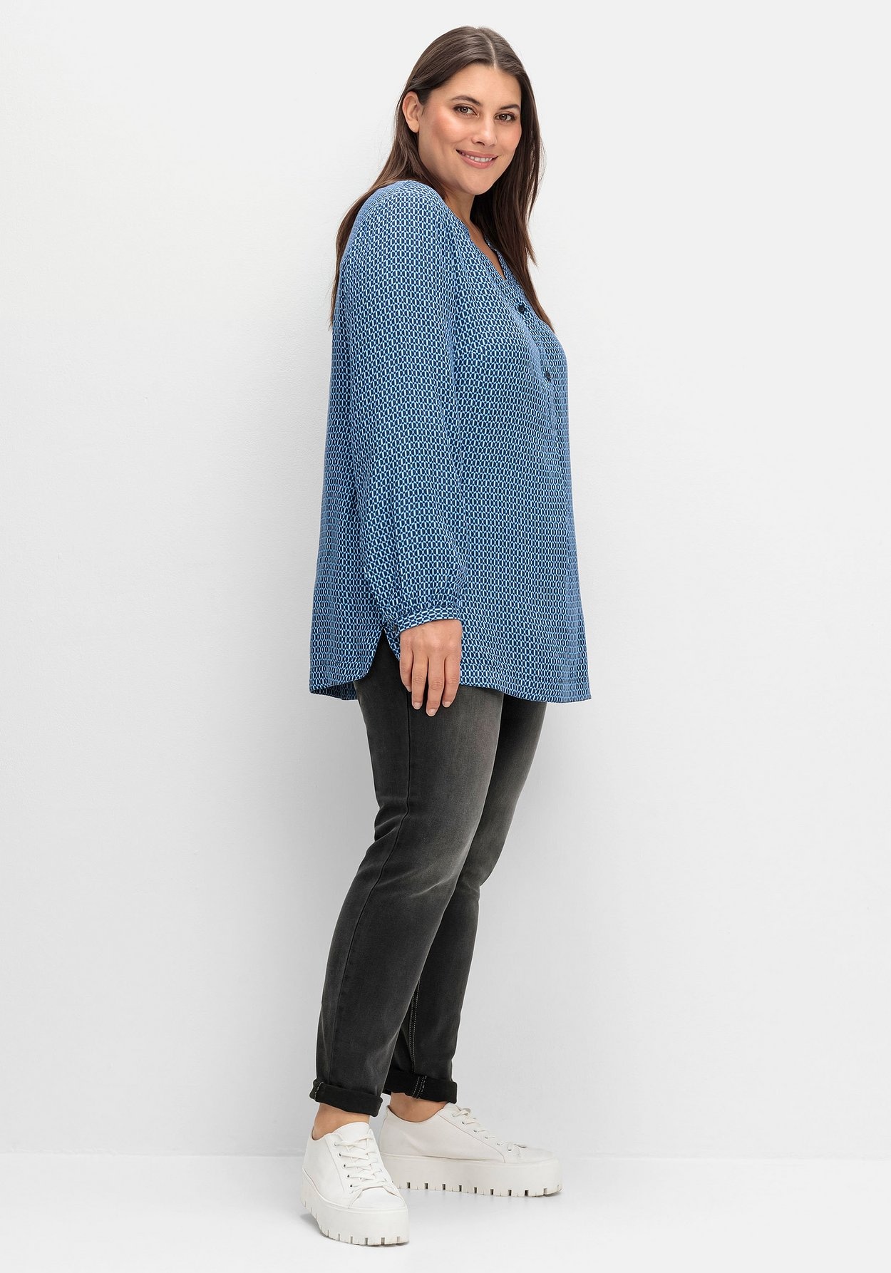 Sheego Longtunika »Longtunika mit Minimaldruck und Knopfleiste«